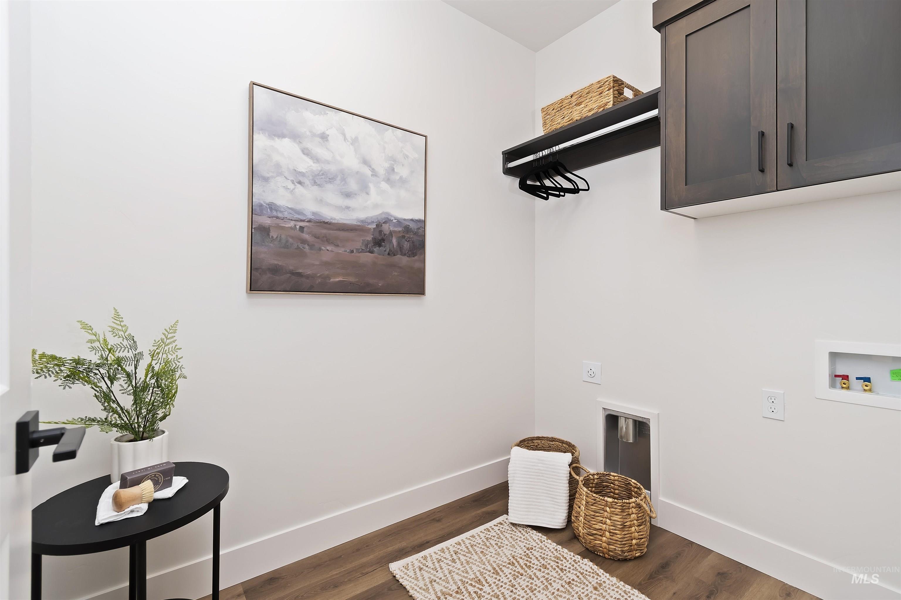 724 S Calhoun Ln, Star, Idaho 83669, 3 Bedrooms, 2.5 Bathrooms, Residential For Sale, Price $428,880,MLS 98963868