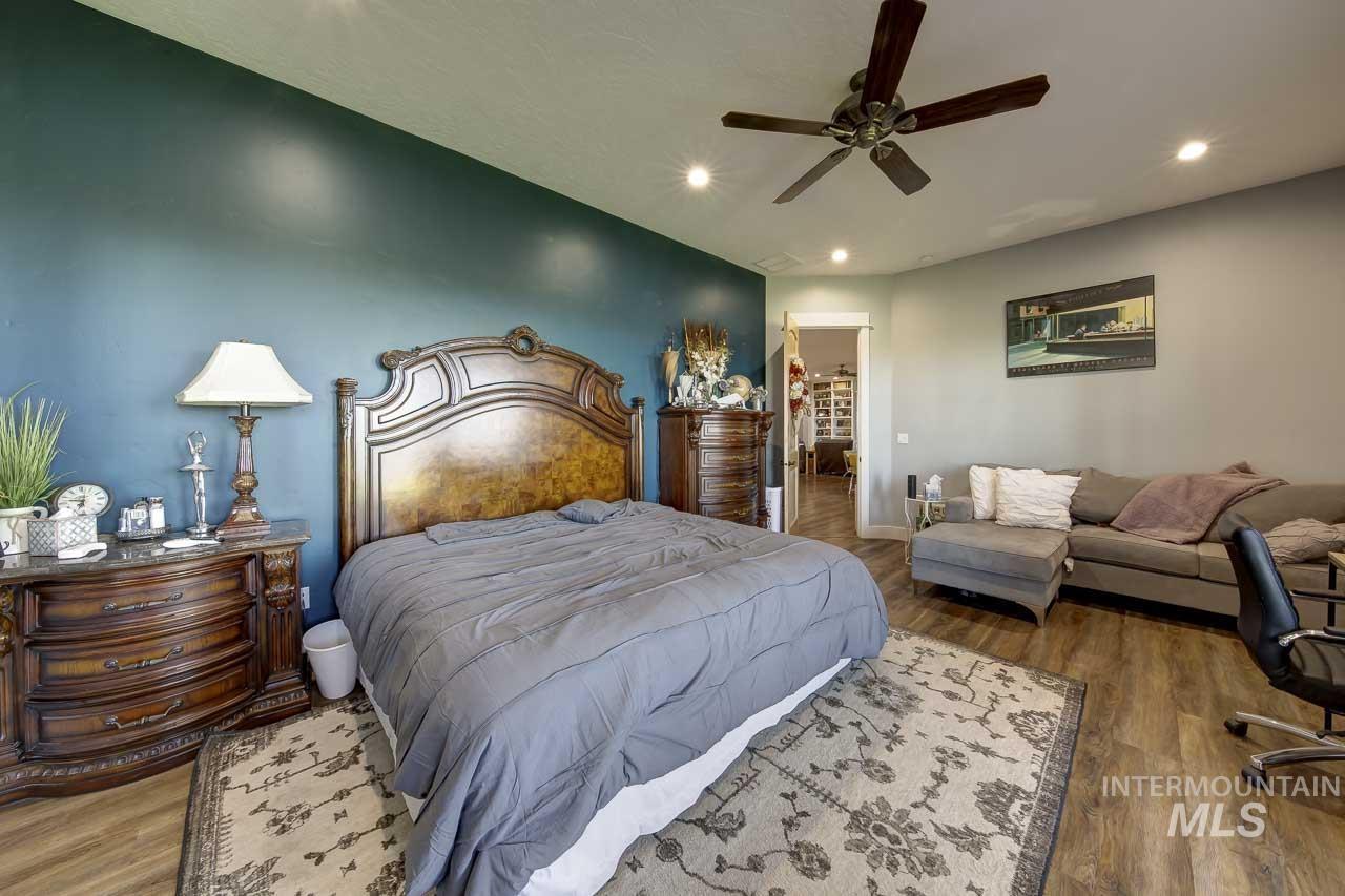 415 N Locust Grove Road, Kuna, Idaho 83634, 6 Bedrooms, 5 Bathrooms, Residential For Sale, Price $1,590,000,MLS 98963874