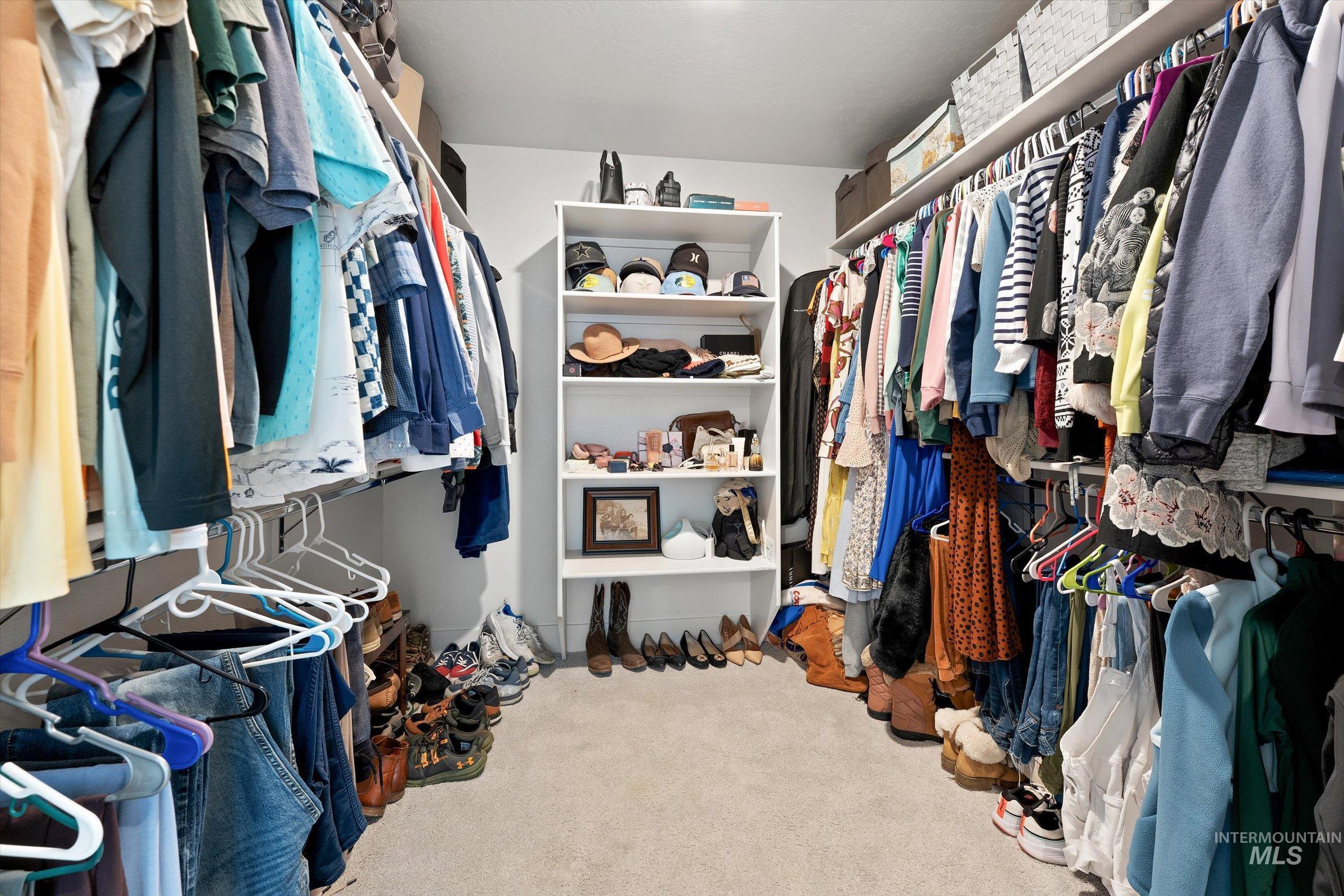 217 E Cusick St., Meridian, Idaho 83642, 4 Bedrooms, 2.5 Bathrooms, Residential For Sale, Price $549,900,MLS 98963876