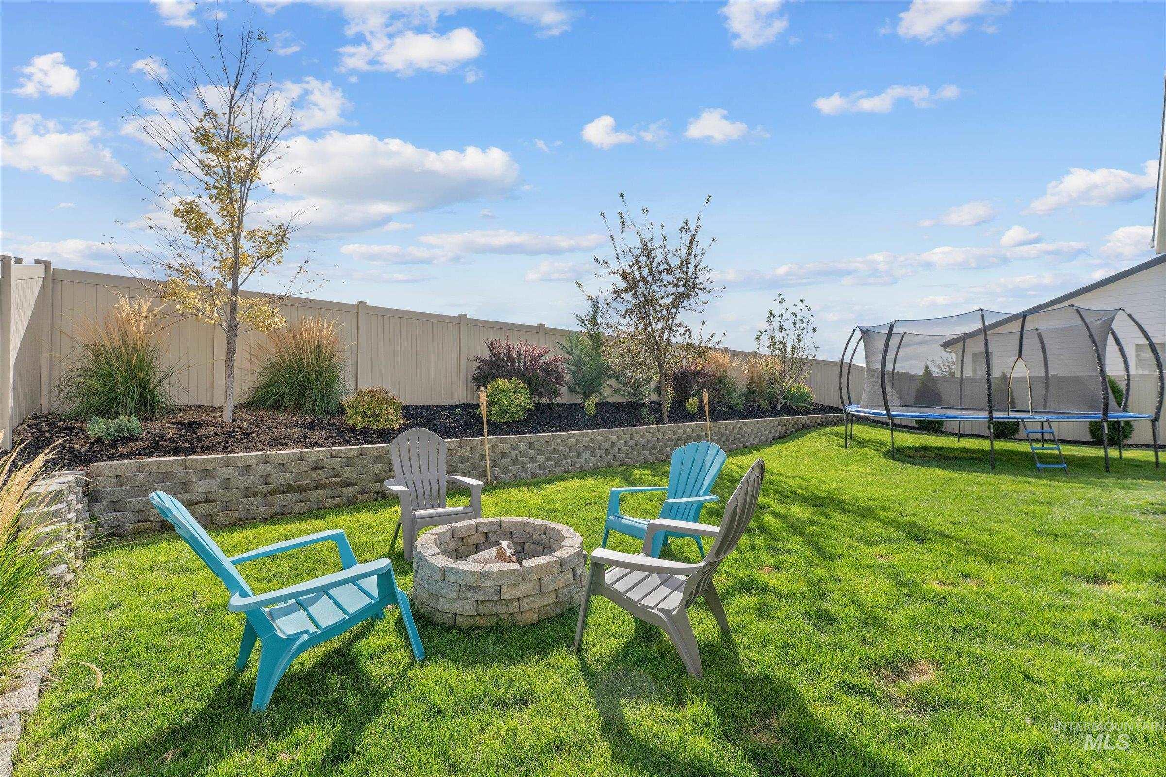 217 E Cusick St., Meridian, Idaho 83642, 4 Bedrooms, 2.5 Bathrooms, Residential For Sale, Price $549,900,MLS 98963876