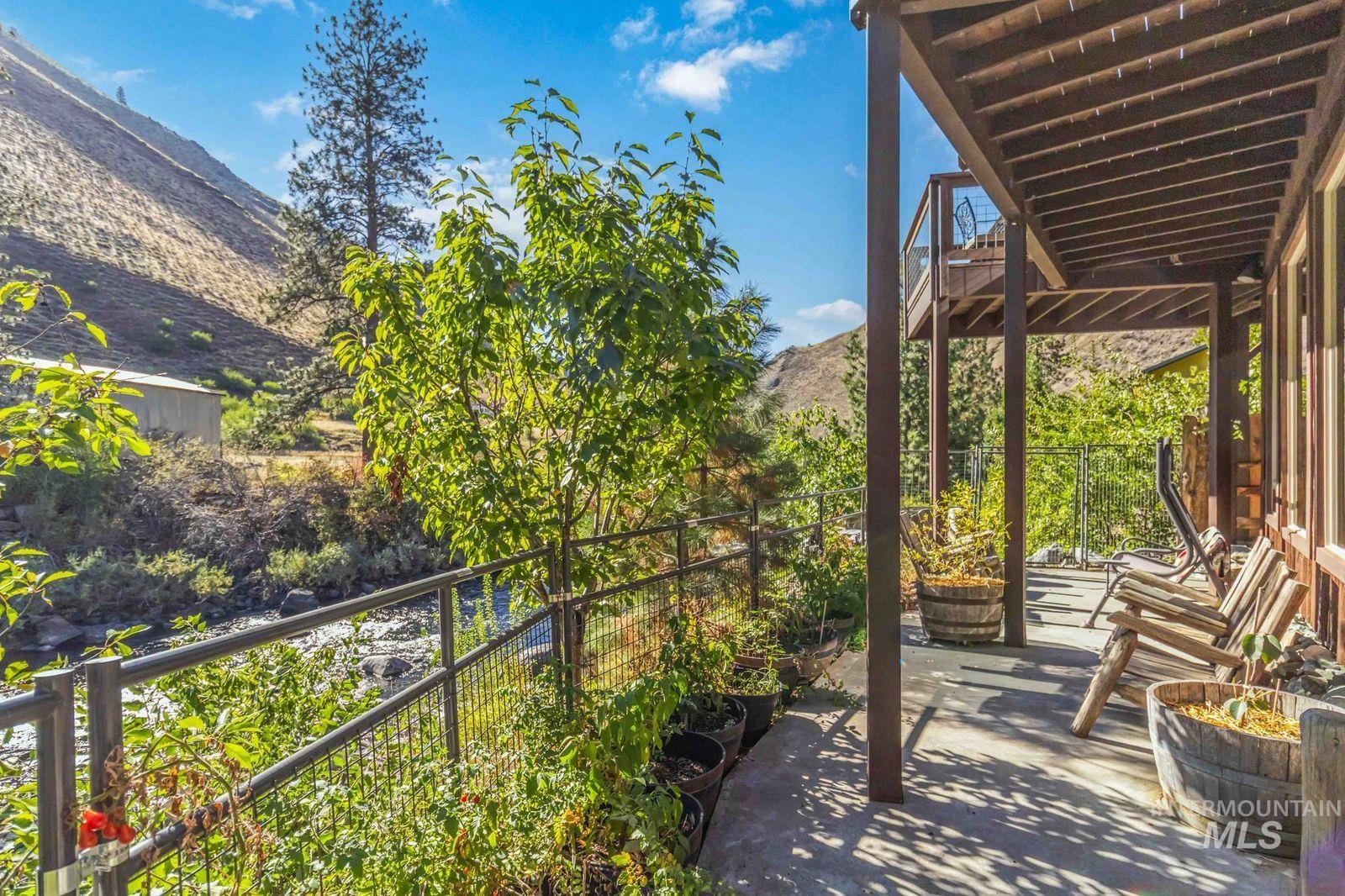 1352 S Main, Riggins, Idaho 83549, 6 Bedrooms, 5 Bathrooms, Residential For Sale, Price $1,200,000,MLS 98963910