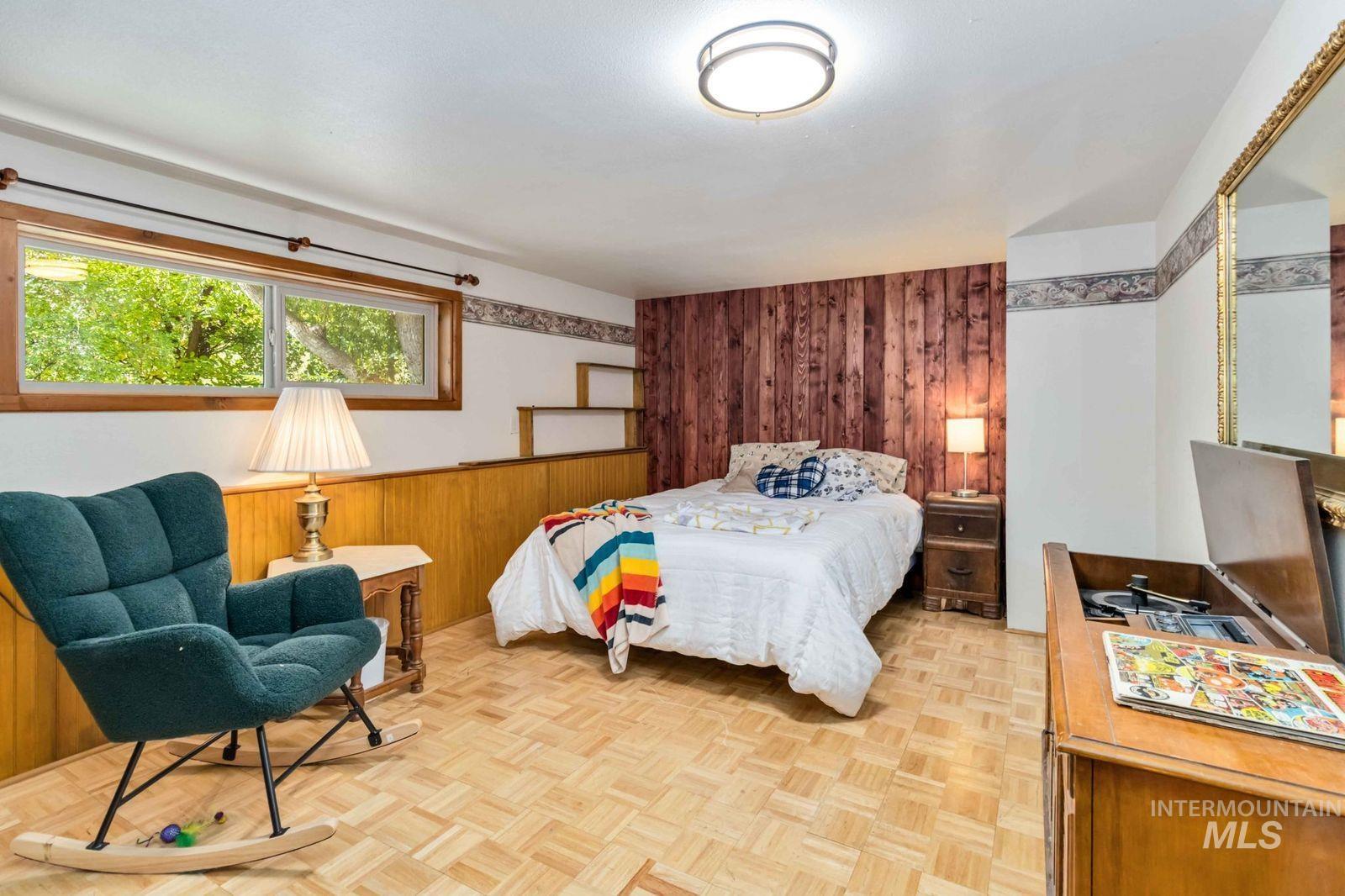 1352 S Main, Riggins, Idaho 83549, 6 Bedrooms, 5 Bathrooms, Residential For Sale, Price $1,200,000,MLS 98963910