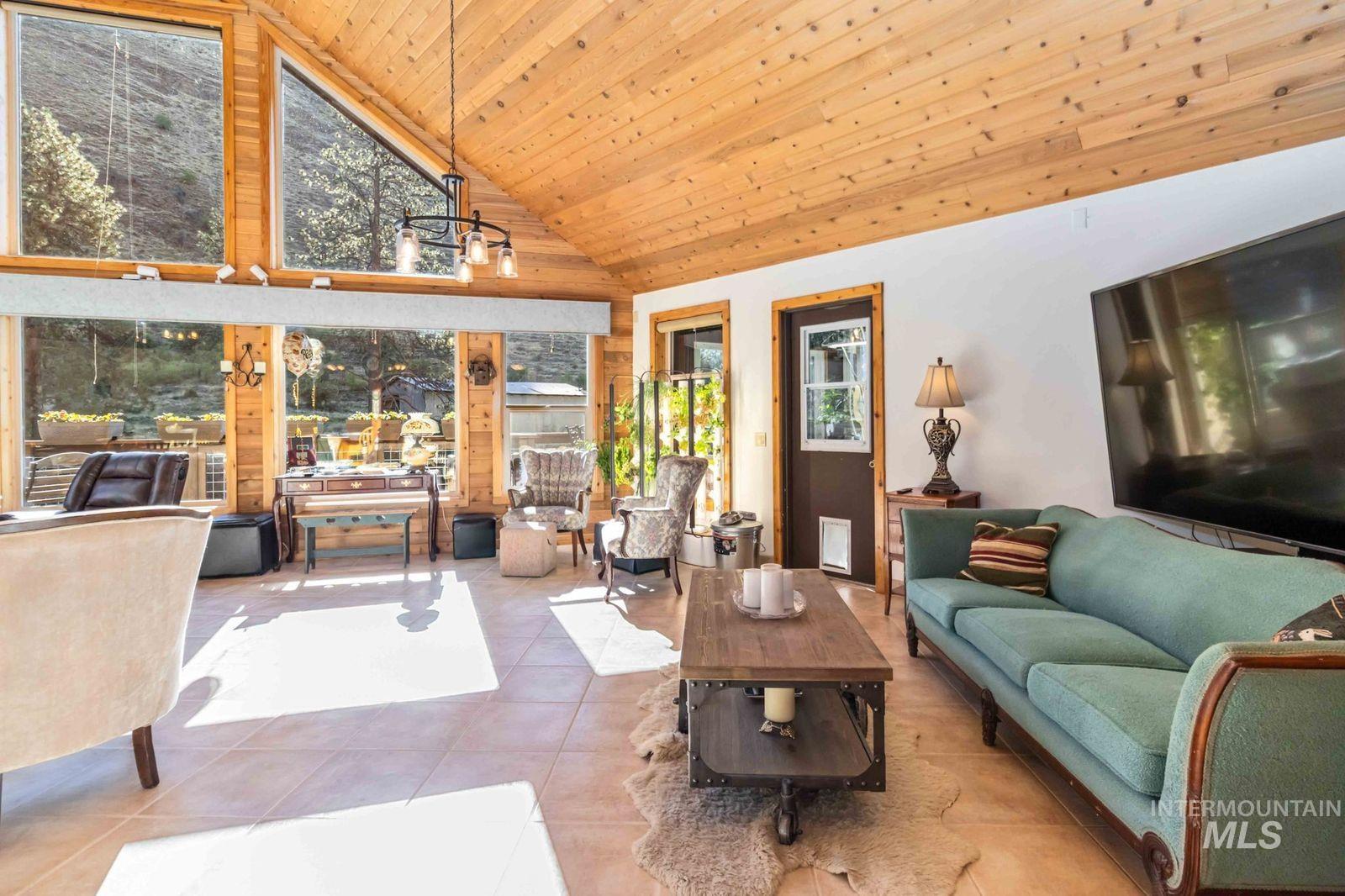 1352 S Main, Riggins, Idaho 83549, 6 Bedrooms, 5 Bathrooms, Residential For Sale, Price $1,200,000,MLS 98963910