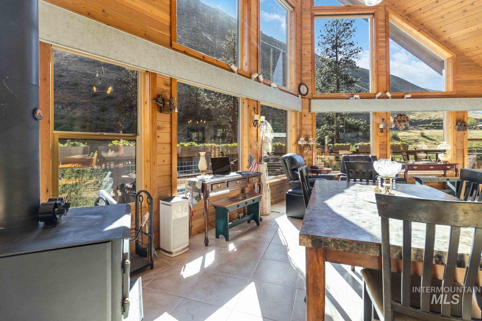 1352 S Main, Riggins, Idaho 83549, 6 Bedrooms, 5 Bathrooms, Residential For Sale, Price $1,200,000,MLS 98963910