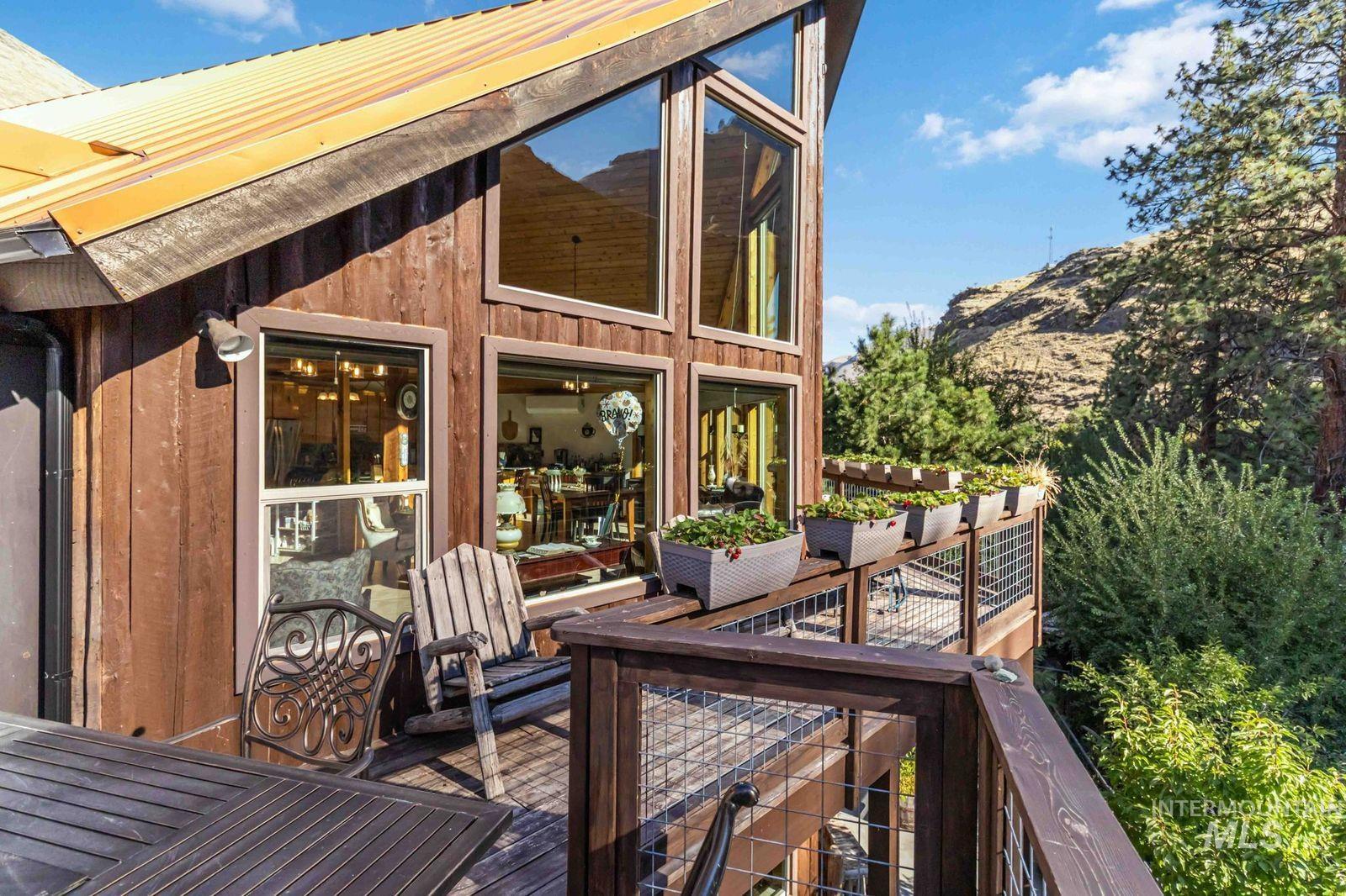 1352 S Main, Riggins, Idaho 83549, 6 Bedrooms, 5 Bathrooms, Residential For Sale, Price $1,200,000,MLS 98963910