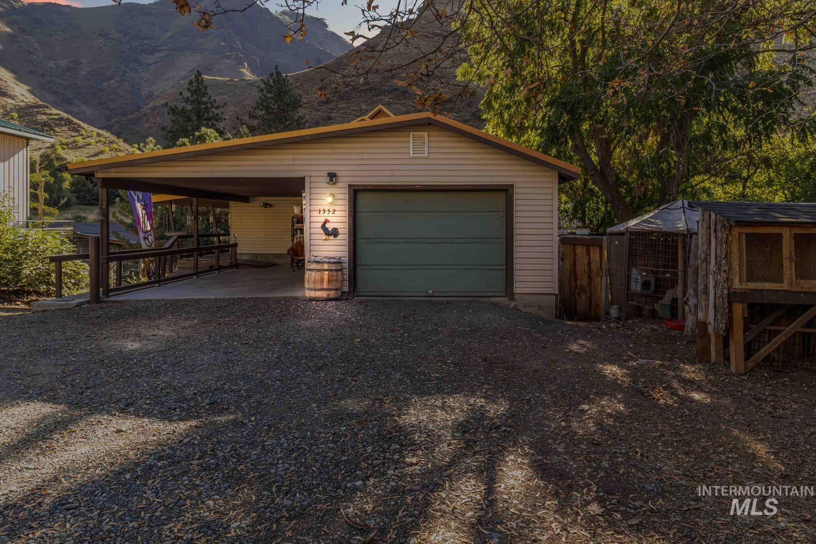 1352 S Main, Riggins, Idaho 83549, 6 Bedrooms, 5 Bathrooms, Residential For Sale, Price $1,200,000,MLS 98963910