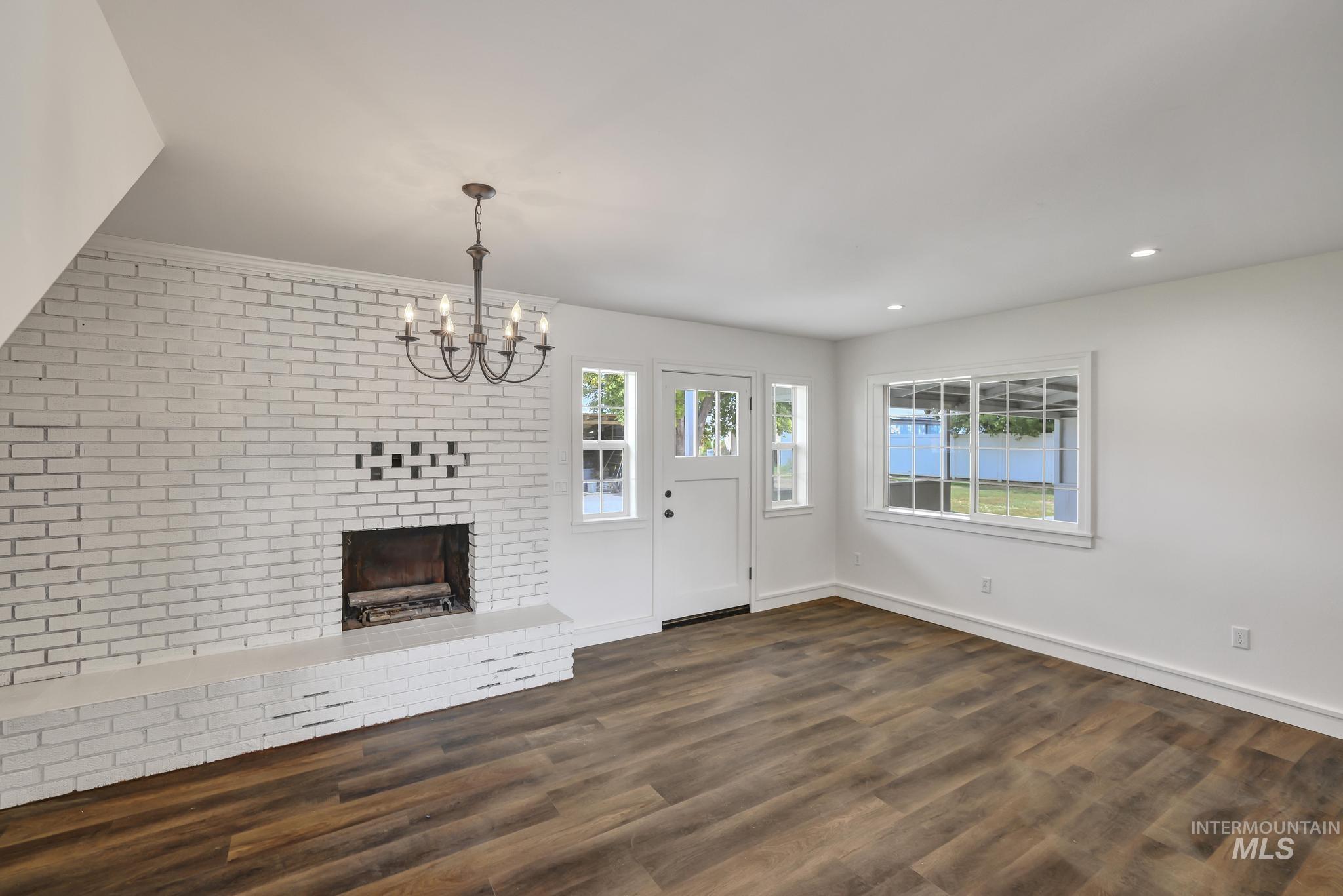 366 W 400 S, Heyburn, Idaho 83336, 4 Bedrooms, 2.5 Bathrooms, Residential For Sale, Price $445,000, 98963913