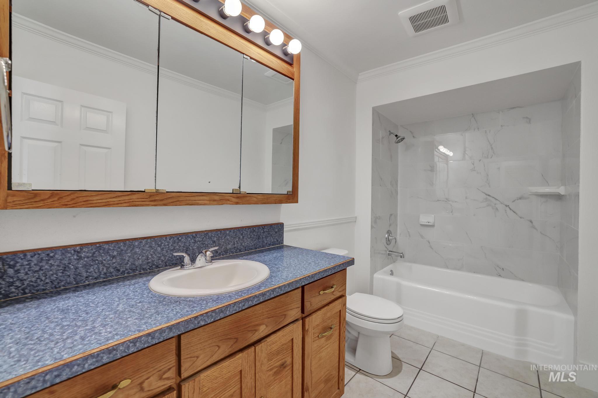 366 W 400 S, Heyburn, Idaho 83336, 4 Bedrooms, 2.5 Bathrooms, Residential For Sale, Price $445,000, 98963913