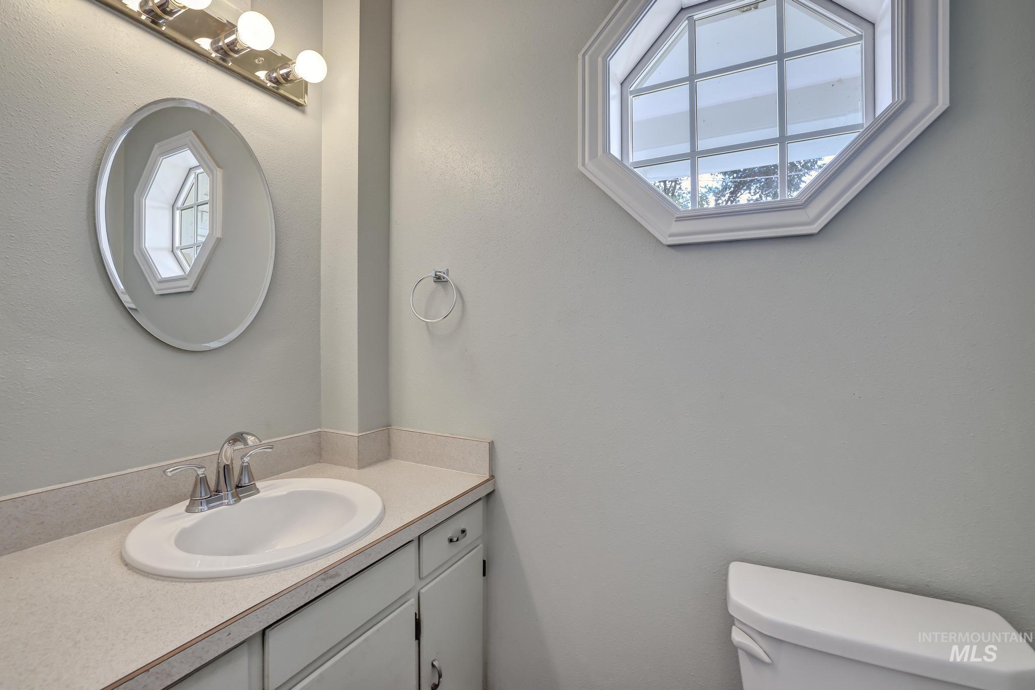 366 W 400 S, Heyburn, Idaho 83336, 4 Bedrooms, 2.5 Bathrooms, Residential For Sale, Price $445,000, 98963913