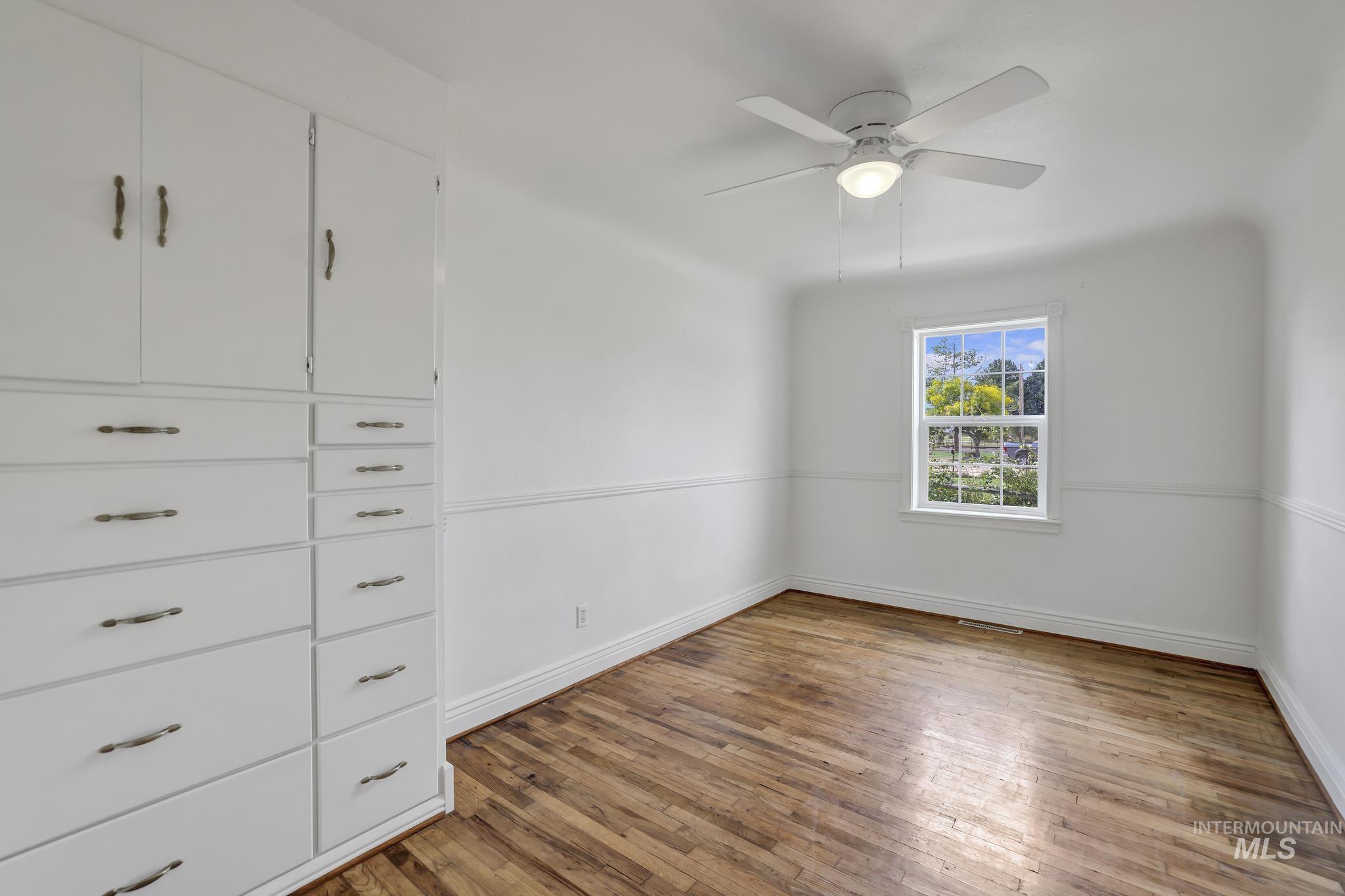 366 W 400 S, Heyburn, Idaho 83336, 4 Bedrooms, 2.5 Bathrooms, Residential For Sale, Price $445,000, 98963913