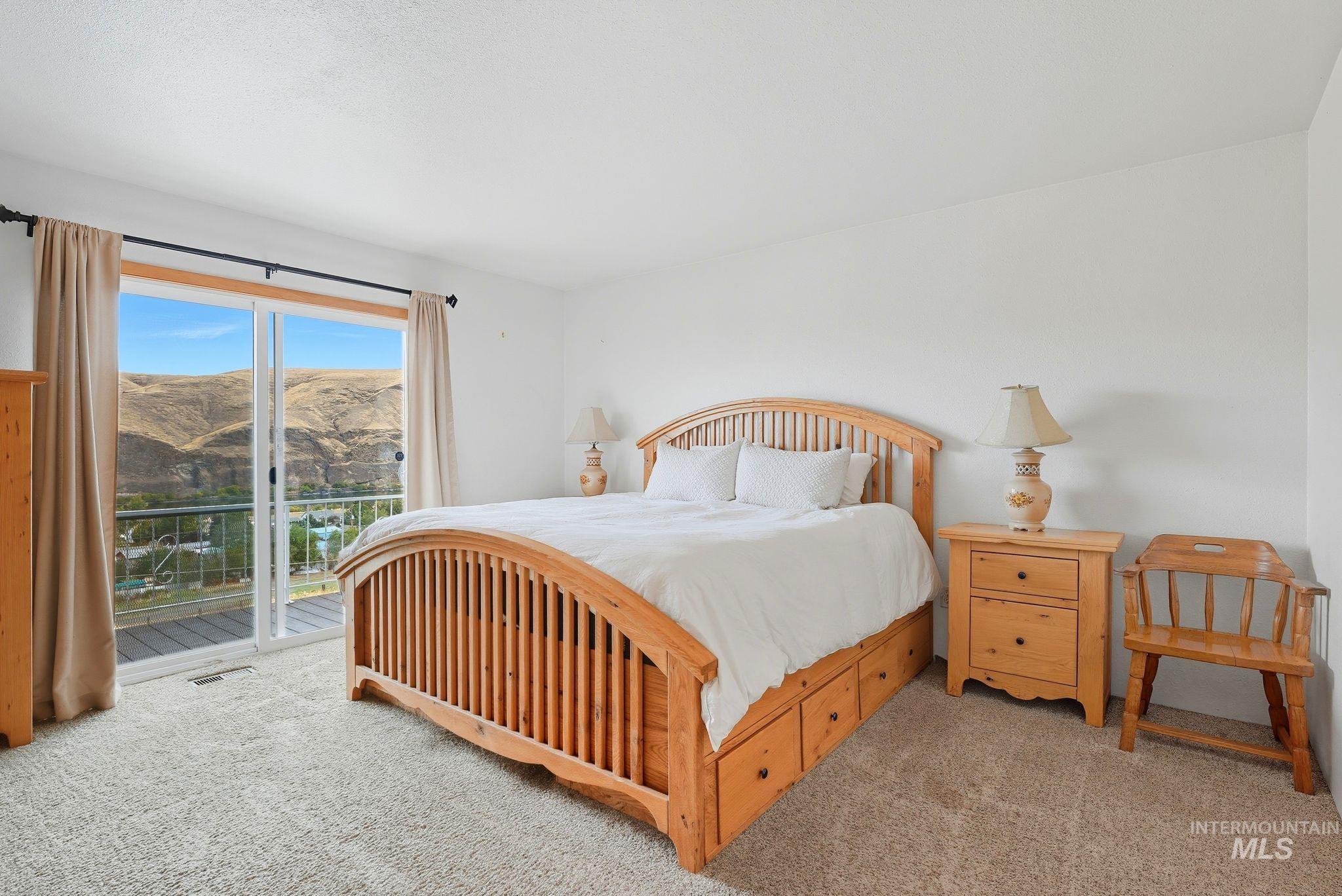 1101 5th Street, Asotin, Washington 99402, 4 Bedrooms, 4.5 Bathrooms, Residential For Sale, Price $799,750,MLS 98963921