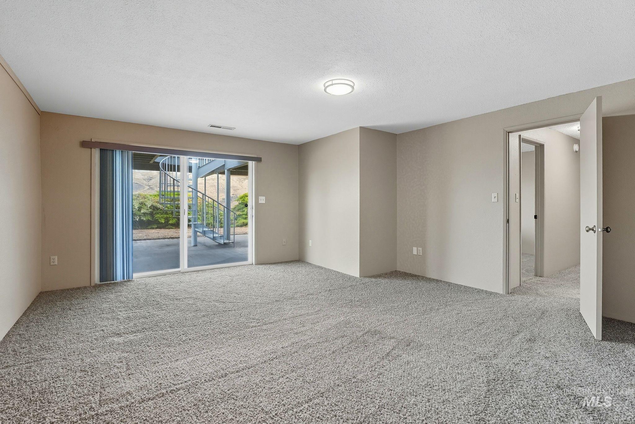 1101 5th Street, Asotin, Washington 99402, 4 Bedrooms, 4.5 Bathrooms, Residential For Sale, Price $799,750,MLS 98963921