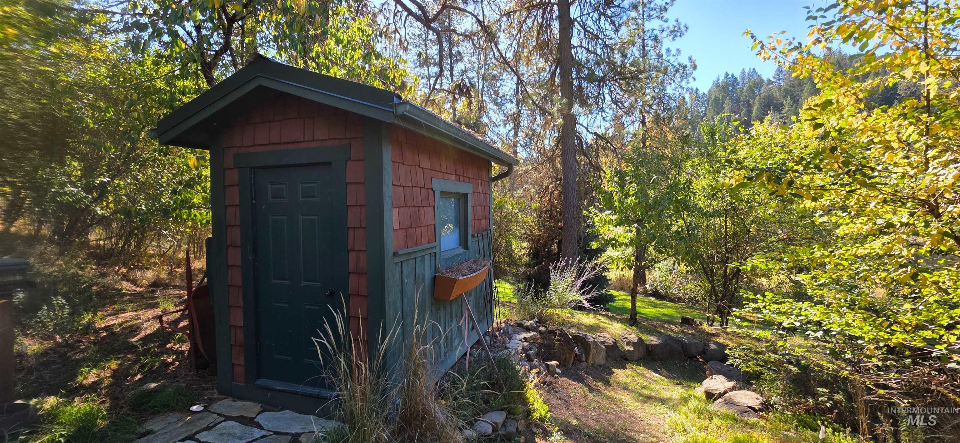 4480 HWY 12, Kamiah, Idaho 83536, 3 Bedrooms, 3 Bathrooms, Residential For Sale, Price $689,000,MLS 98963945