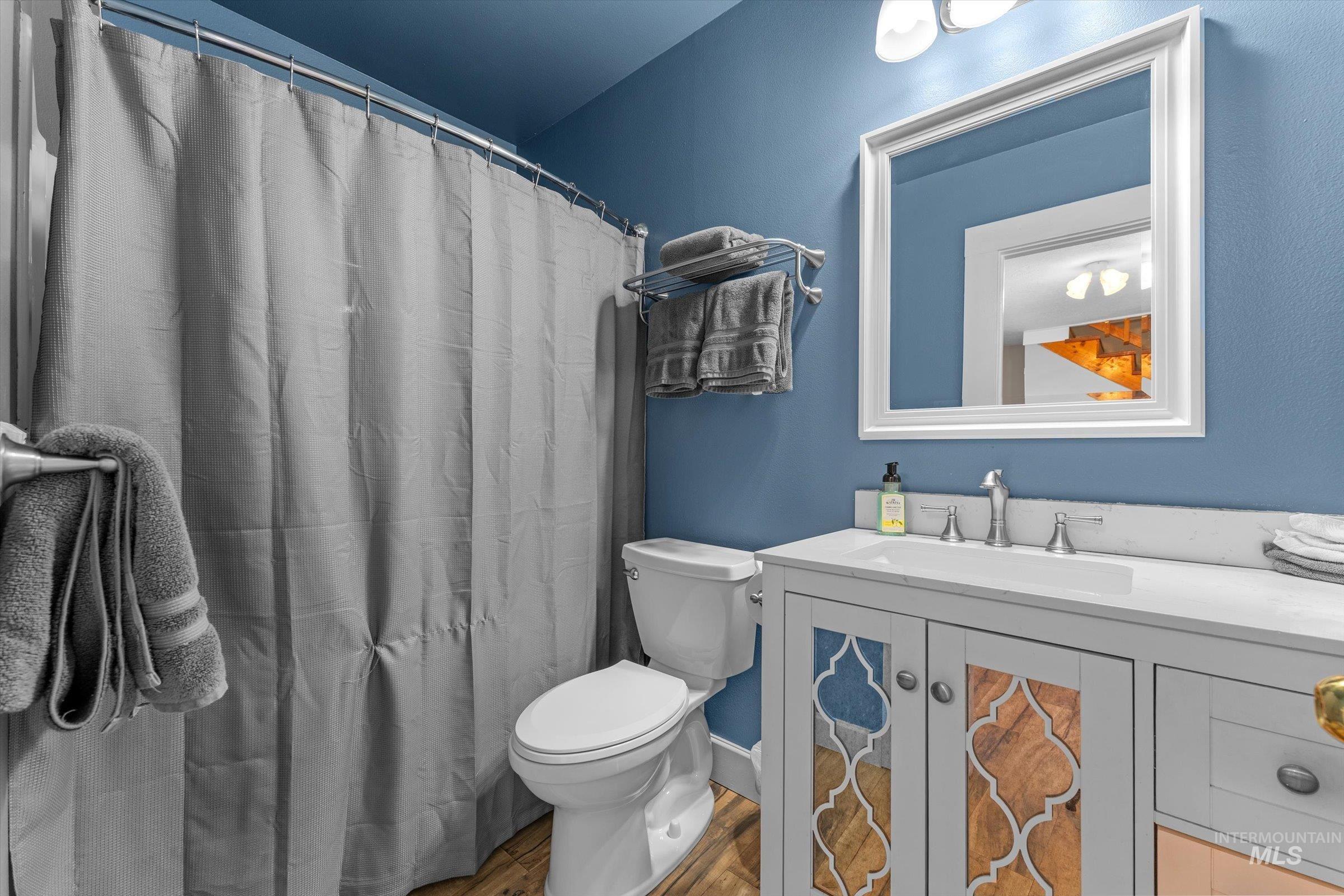 315 Middlefork, Garden Valley, Idaho 83622, 7 Bedrooms, 7.5 Bathrooms, Residential For Sale, Price $1,589,000,MLS 98963953