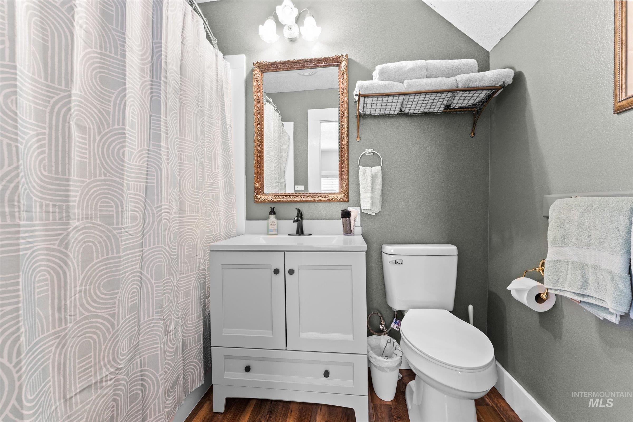 315 Middlefork, Garden Valley, Idaho 83622, 7 Bedrooms, 7.5 Bathrooms, Residential For Sale, Price $1,589,000,MLS 98963953