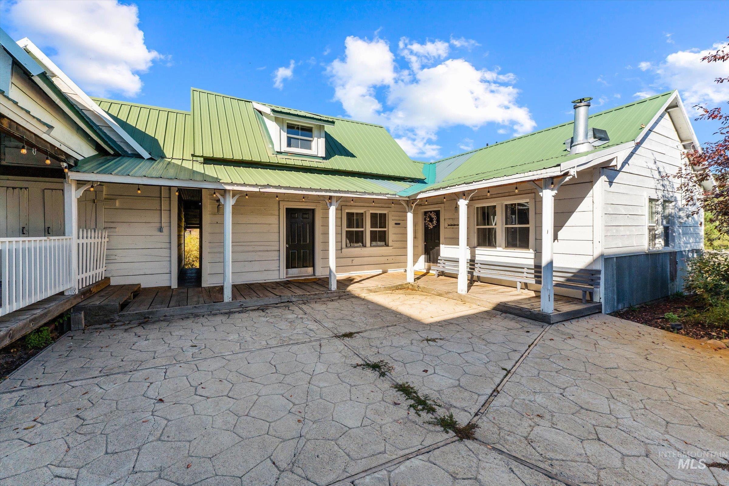 315 Middlefork, Garden Valley, Idaho 83622, 7 Bedrooms, 7.5 Bathrooms, Residential For Sale, Price $1,589,000,MLS 98963953