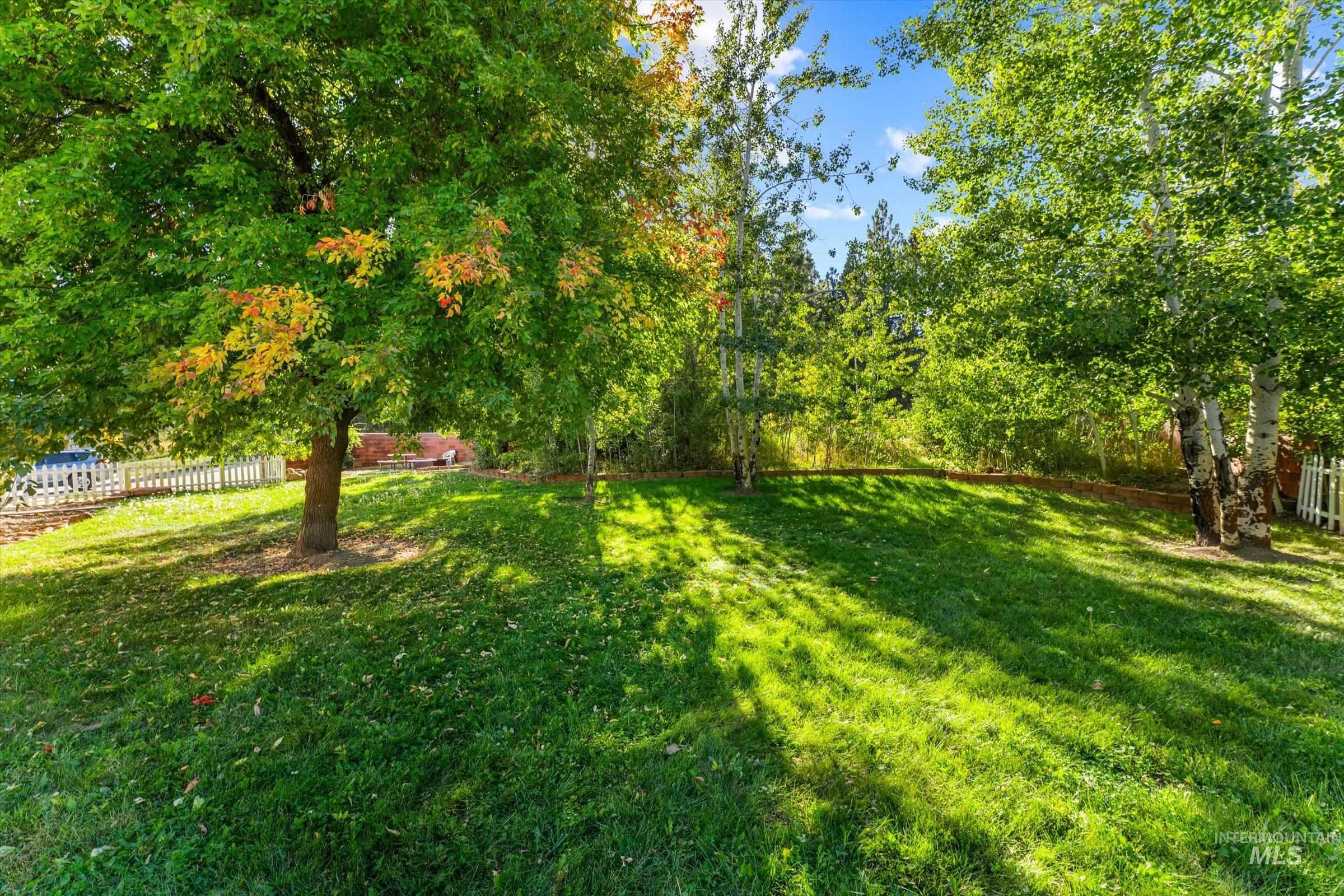 315 Middlefork, Garden Valley, Idaho 83622, 7 Bedrooms, 7.5 Bathrooms, Residential For Sale, Price $1,589,000,MLS 98963953