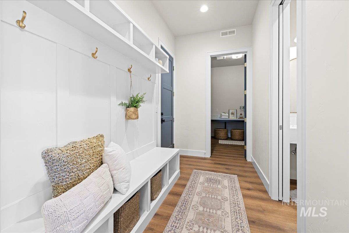 7114 E Chicken Hawk Loop, Nampa, Idaho 83686, 3 Bedrooms, 2.5 Bathrooms, Residential For Sale, Price $779,900,MLS 98963959