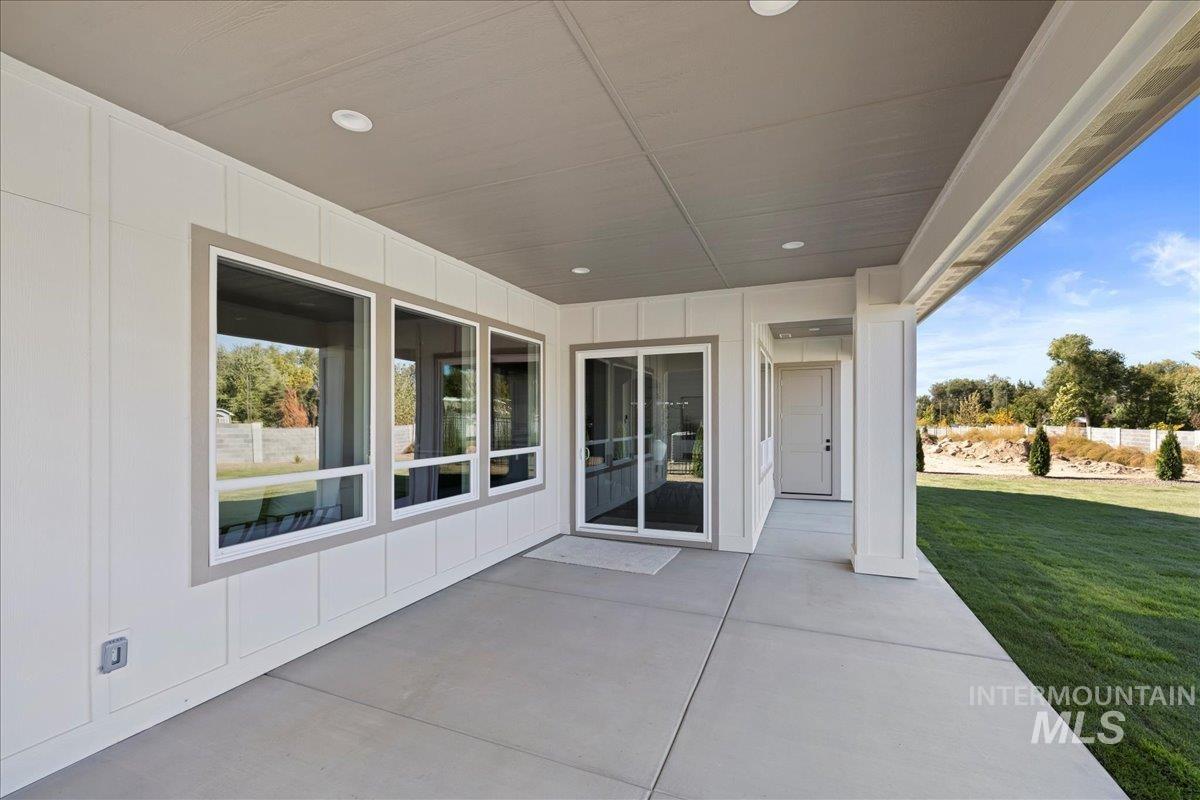 7114 E Chicken Hawk Loop, Nampa, Idaho 83686, 3 Bedrooms, 2.5 Bathrooms, Residential For Sale, Price $779,900,MLS 98963959