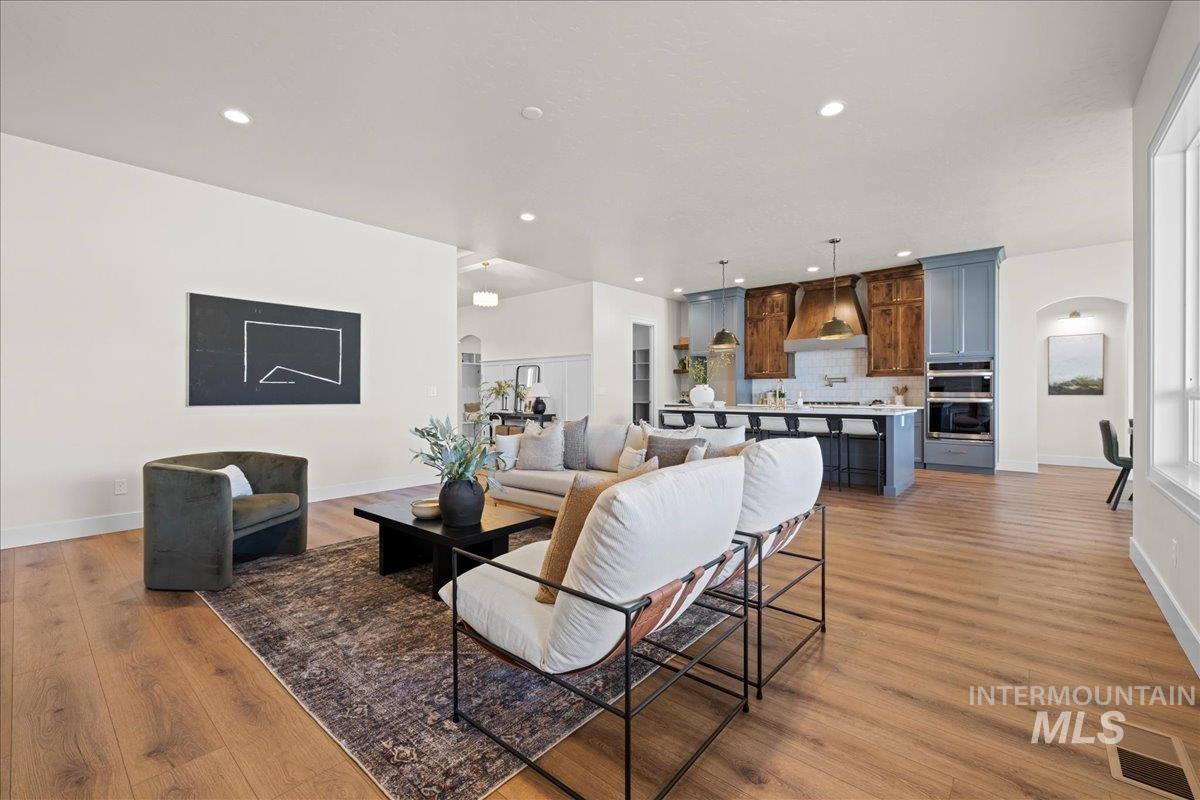 7114 E Chicken Hawk Loop, Nampa, Idaho 83686, 3 Bedrooms, 2.5 Bathrooms, Residential For Sale, Price $779,900,MLS 98963959