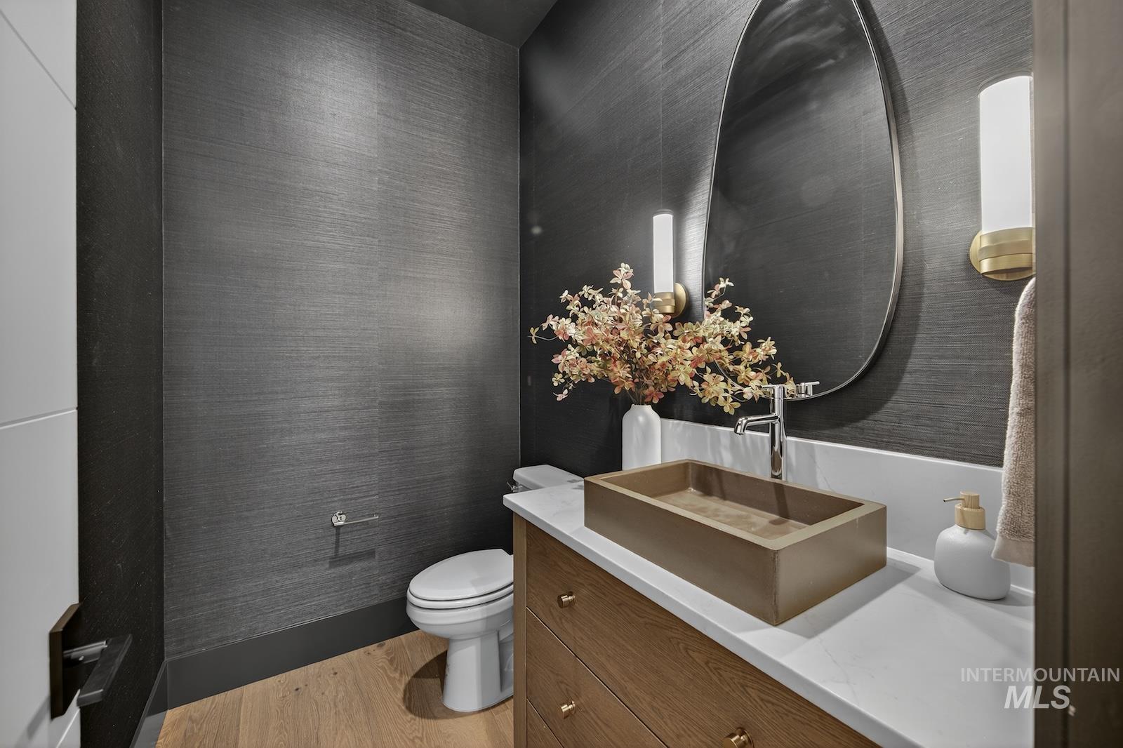 3668 N Harvest Moon Way, Eagle, Idaho 83616, 4 Bedrooms, 3.5 Bathrooms, Residential For Sale, Price $2,395,000,MLS 98963974