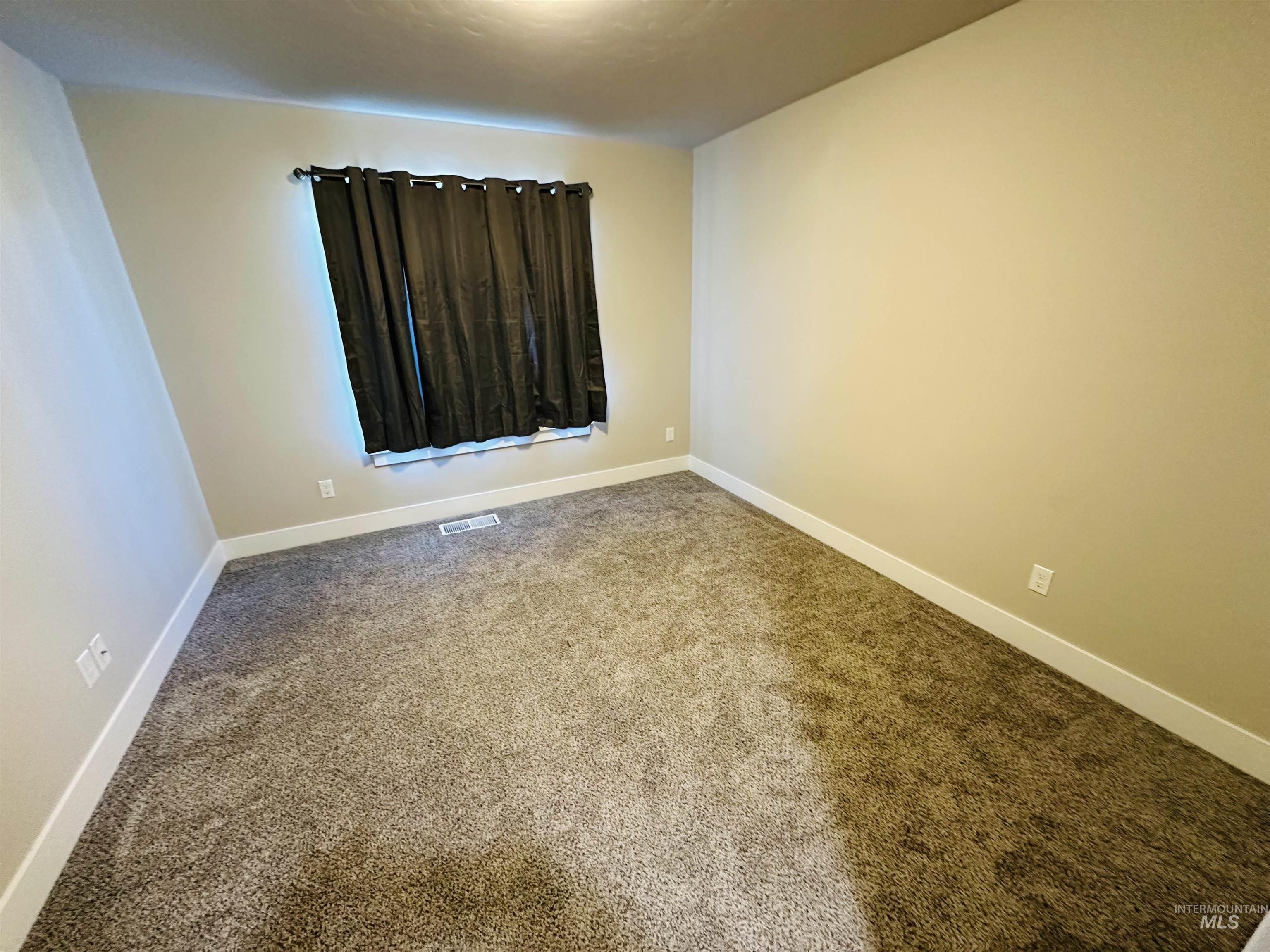 911 Campbell st, Vale, Oregon 97918, 3 Bedrooms, 2 Bathrooms, Residential For Sale, Price $315,000,MLS 98963984