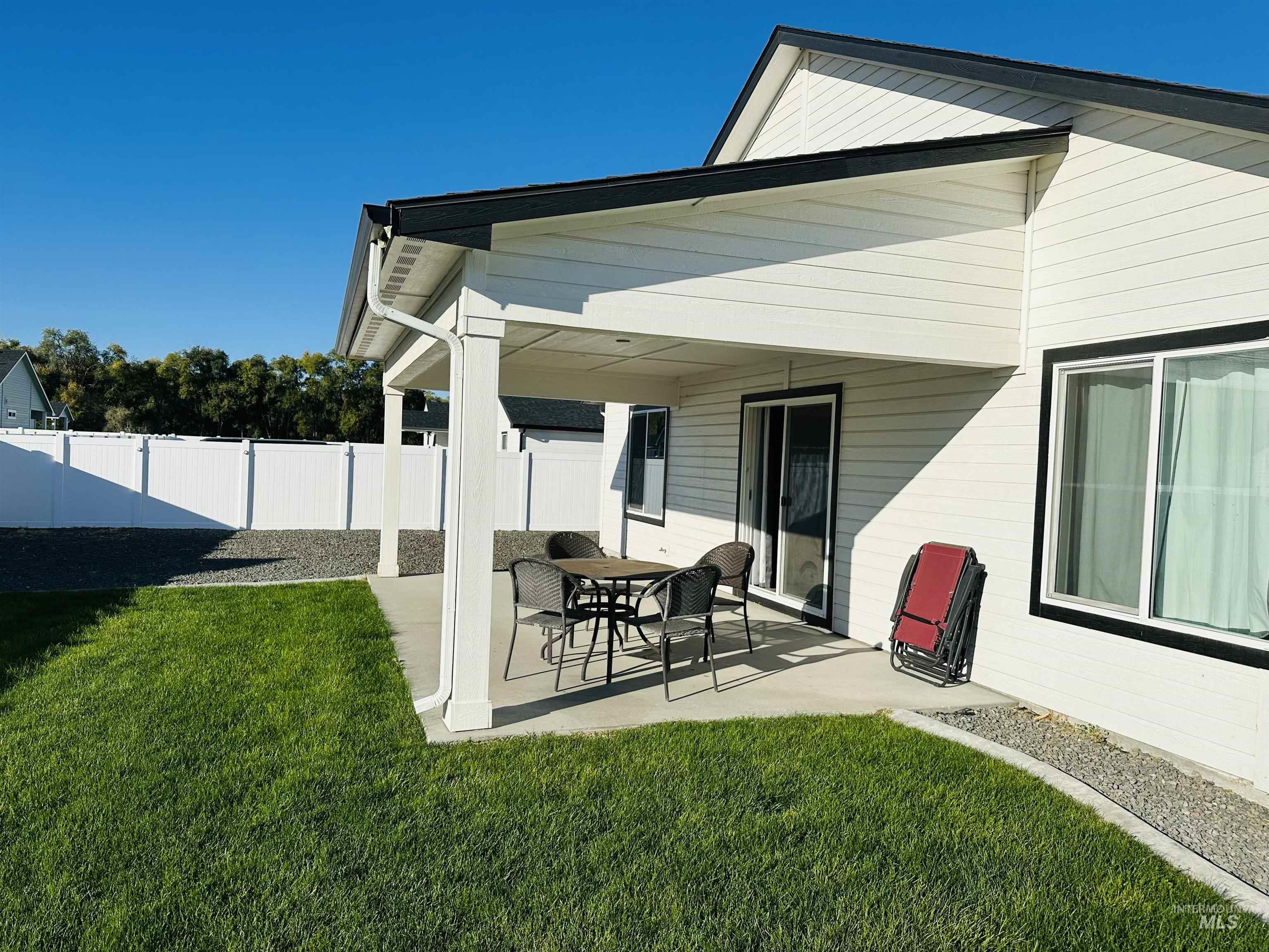 911 Campbell st, Vale, Oregon 97918, 3 Bedrooms, 2 Bathrooms, Residential For Sale, Price $315,000,MLS 98963984