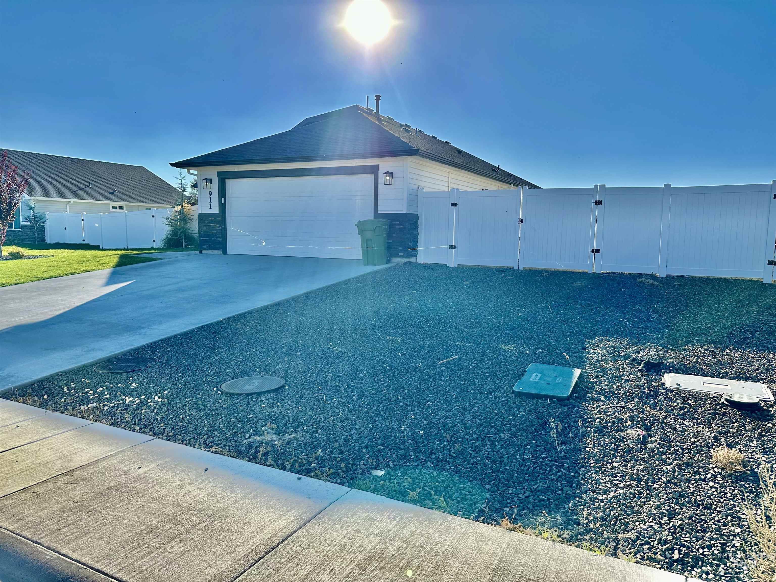 911 Campbell st, Vale, Oregon 97918, 3 Bedrooms, 2 Bathrooms, Residential For Sale, Price $315,000,MLS 98963984