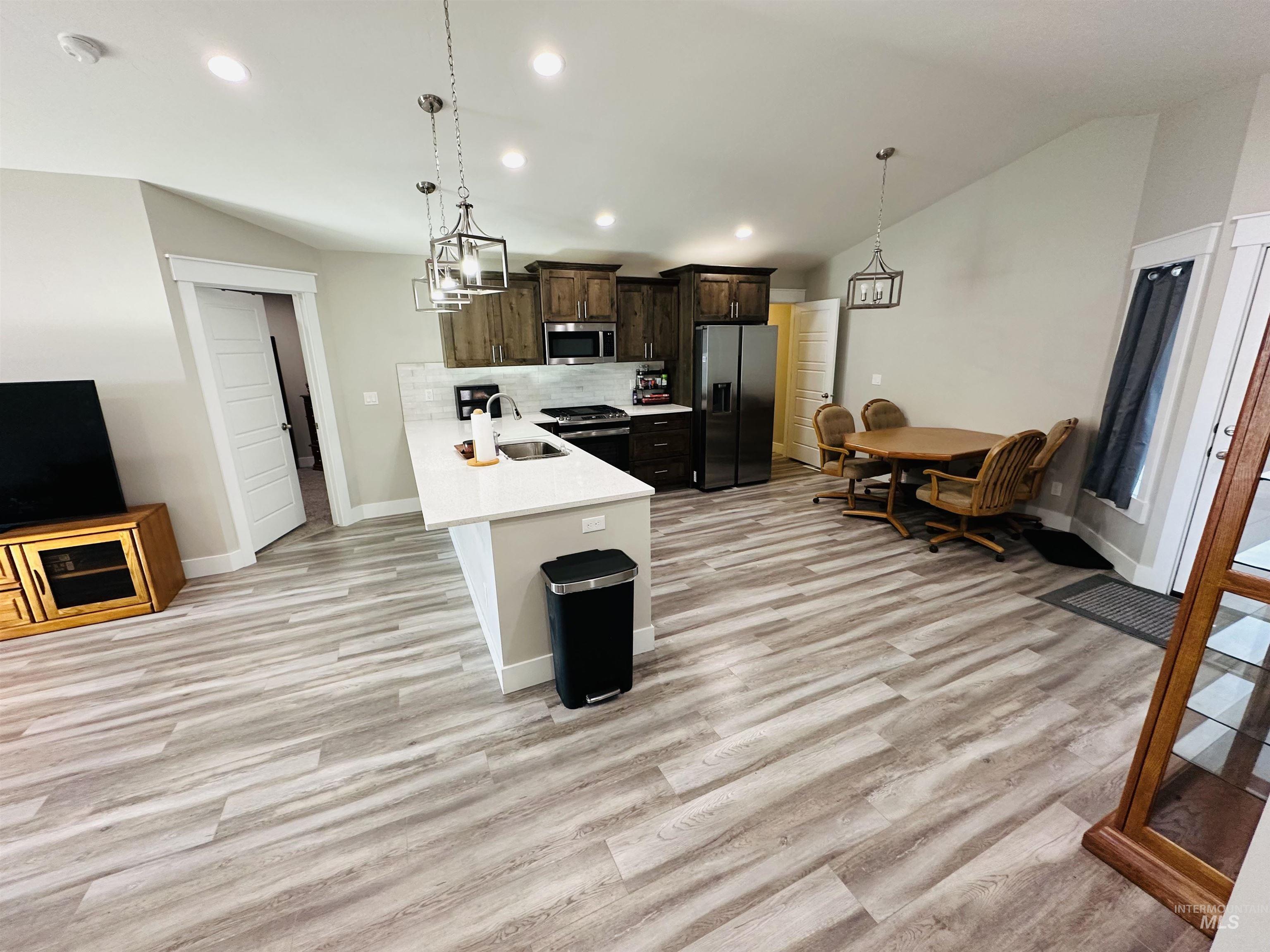 911 Campbell st, Vale, Oregon 97918, 3 Bedrooms, 2 Bathrooms, Residential For Sale, Price $315,000,MLS 98963984