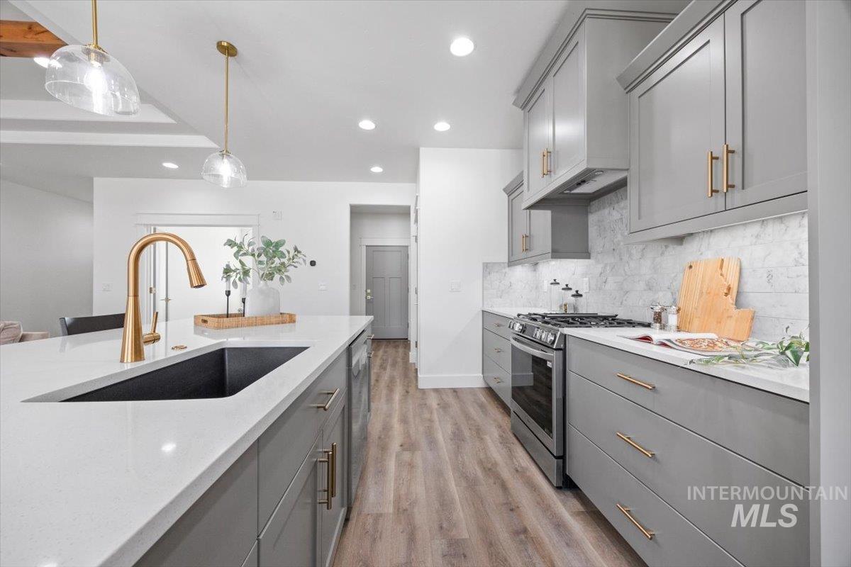 1708 Kayak Rd, Emmett, Idaho 83617, 3 Bedrooms, 2 Bathrooms, Residential For Sale, Price $534,900,MLS 98963985