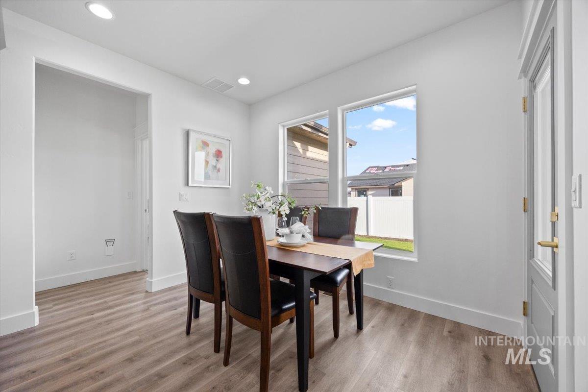 1708 Kayak Rd, Emmett, Idaho 83617, 3 Bedrooms, 2 Bathrooms, Residential For Sale, Price $534,900,MLS 98963985