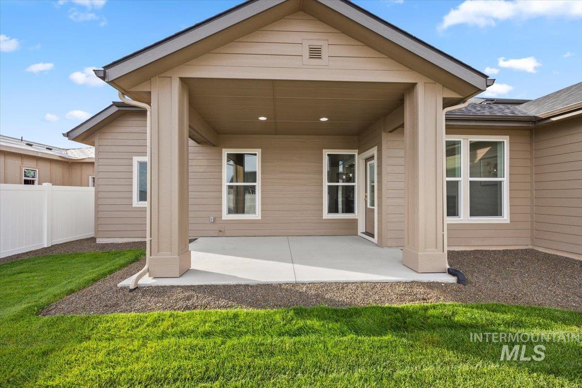 1708 Kayak Rd, Emmett, Idaho 83617, 3 Bedrooms, 2 Bathrooms, Residential For Sale, Price $534,900,MLS 98963985