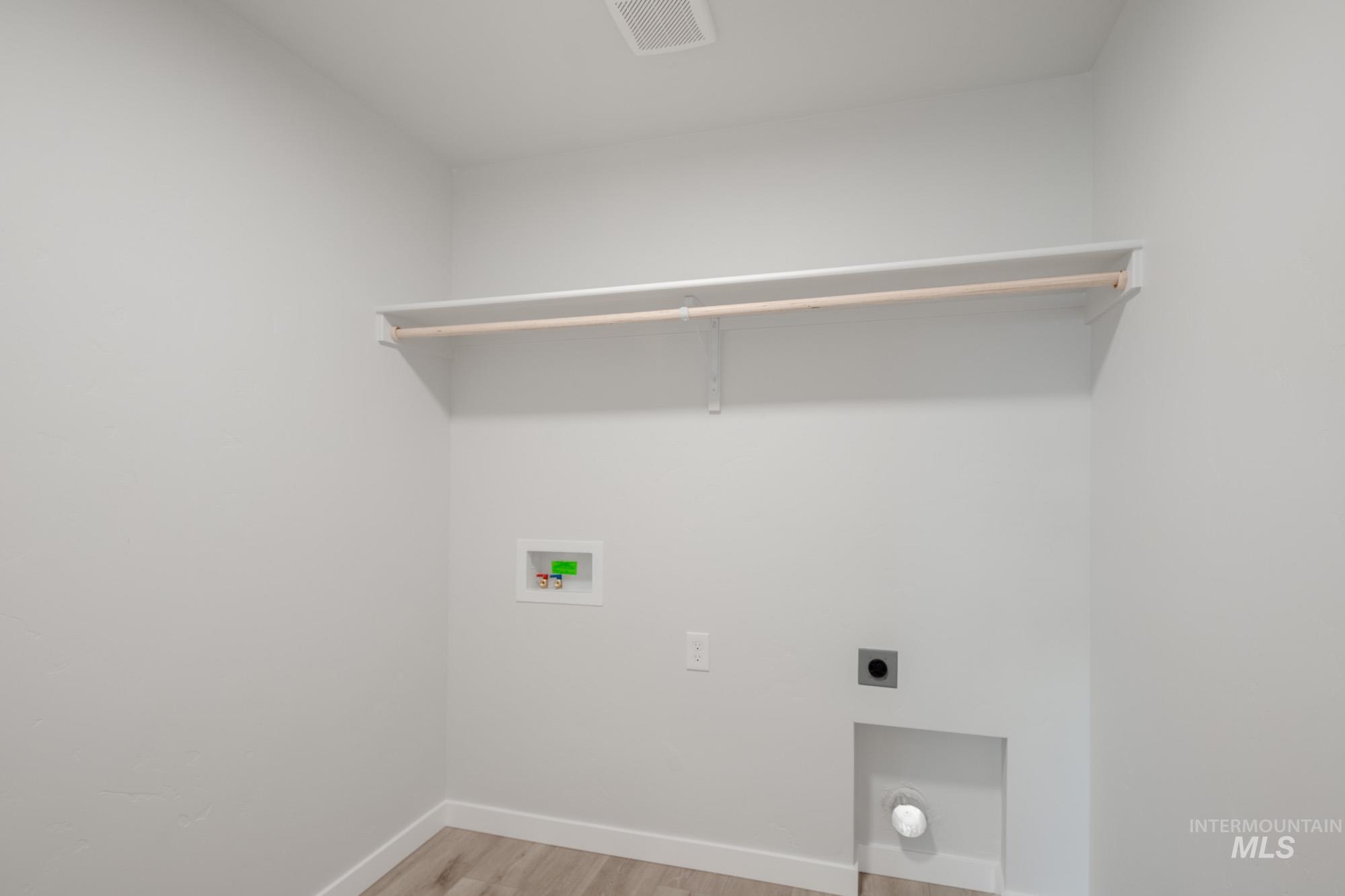 3650 W Dover St, Meridian, Idaho 83642, 4 Bedrooms, 2.5 Bathrooms, Residential For Sale, Price $519,990,MLS 98963994