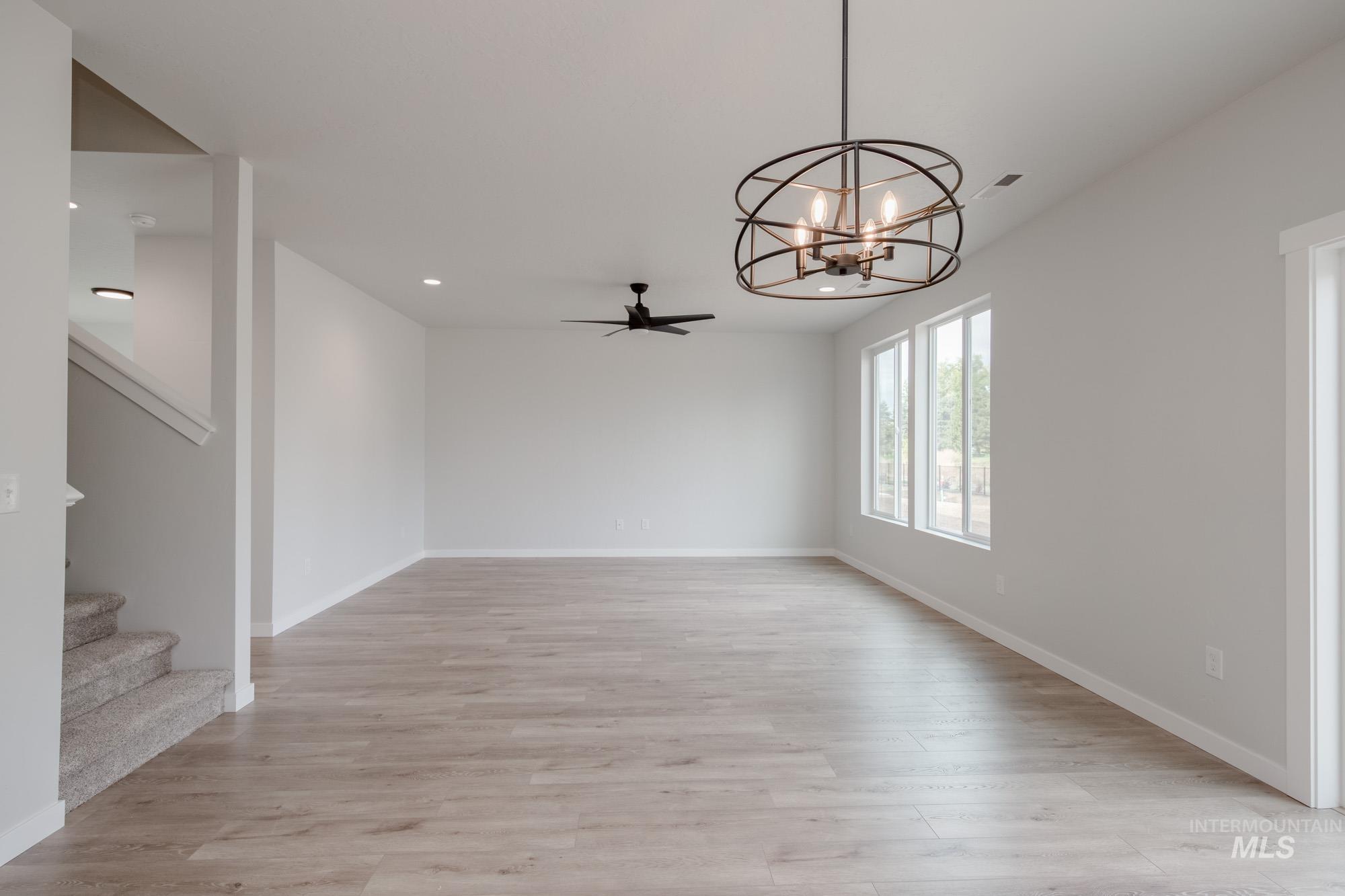 3650 W Dover St, Meridian, Idaho 83642, 4 Bedrooms, 2.5 Bathrooms, Residential For Sale, Price $519,990,MLS 98963994