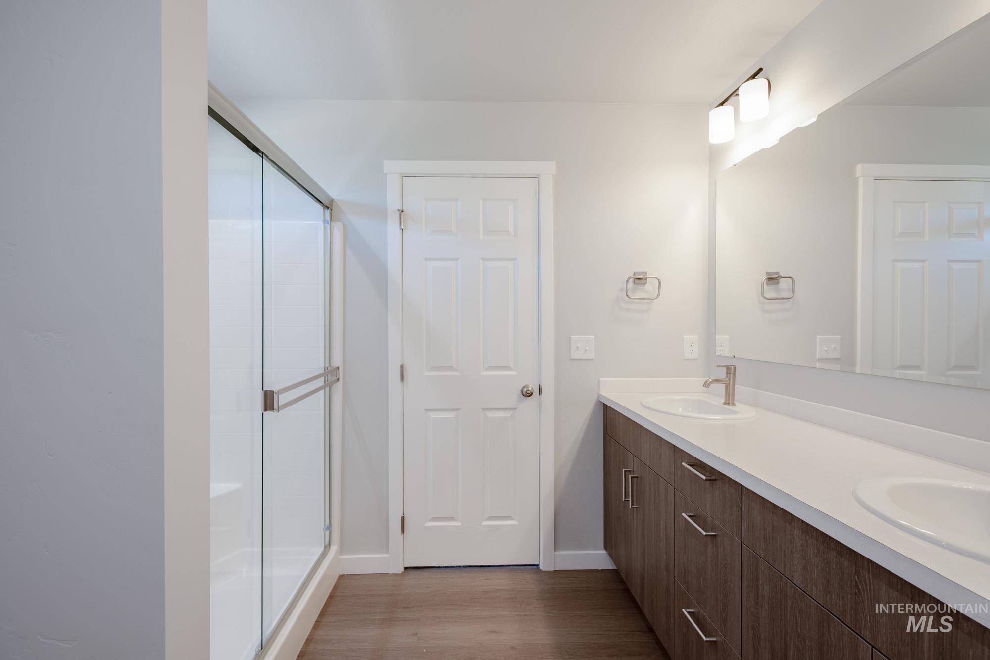 1746 Webb Brook St, Middleton, Idaho 83644, 5 Bedrooms, 3 Bathrooms, Residential For Sale, Price $514,990,MLS 98963996