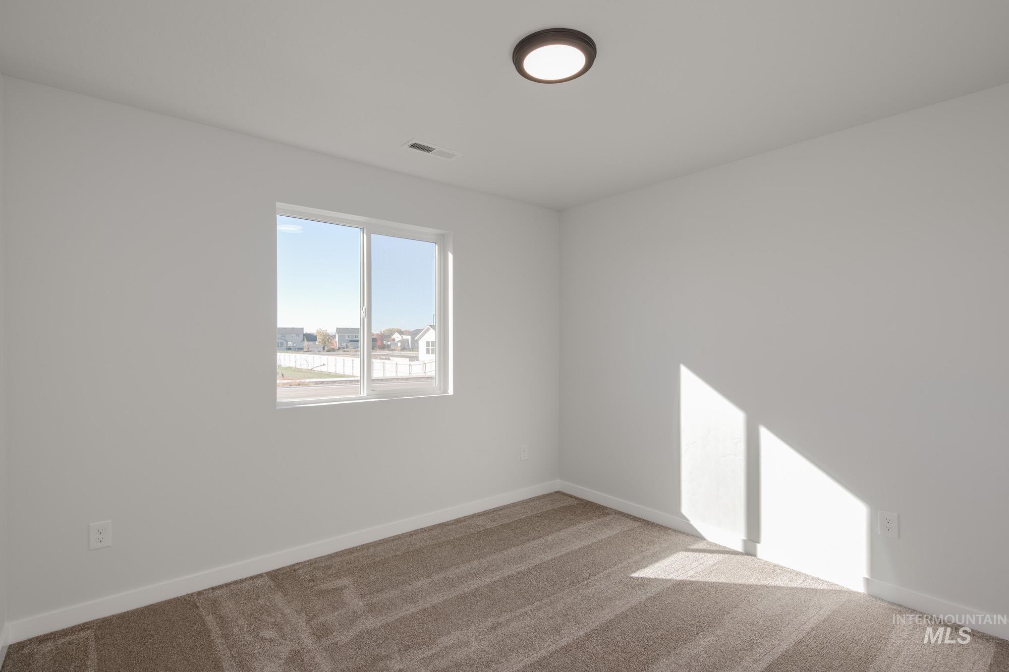 1079 Grass Pond Ave, Middleton, Idaho 83644, 3 Bedrooms, 2 Bathrooms, Residential For Sale, Price $429,990,MLS 98963997