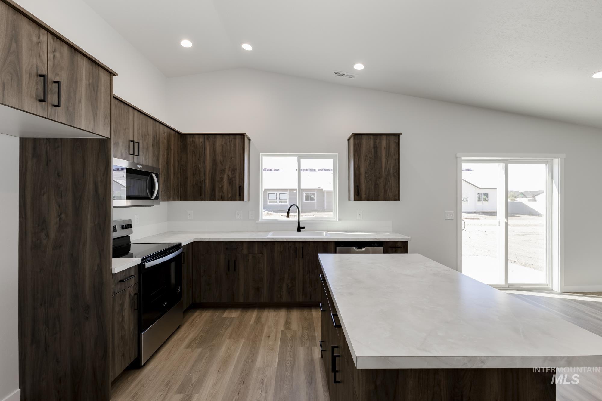 7249 E Shields Dr, Nampa, Idaho 83687, 4 Bedrooms, 2 Bathrooms, Residential For Sale, Price $434,990,MLS 98964005