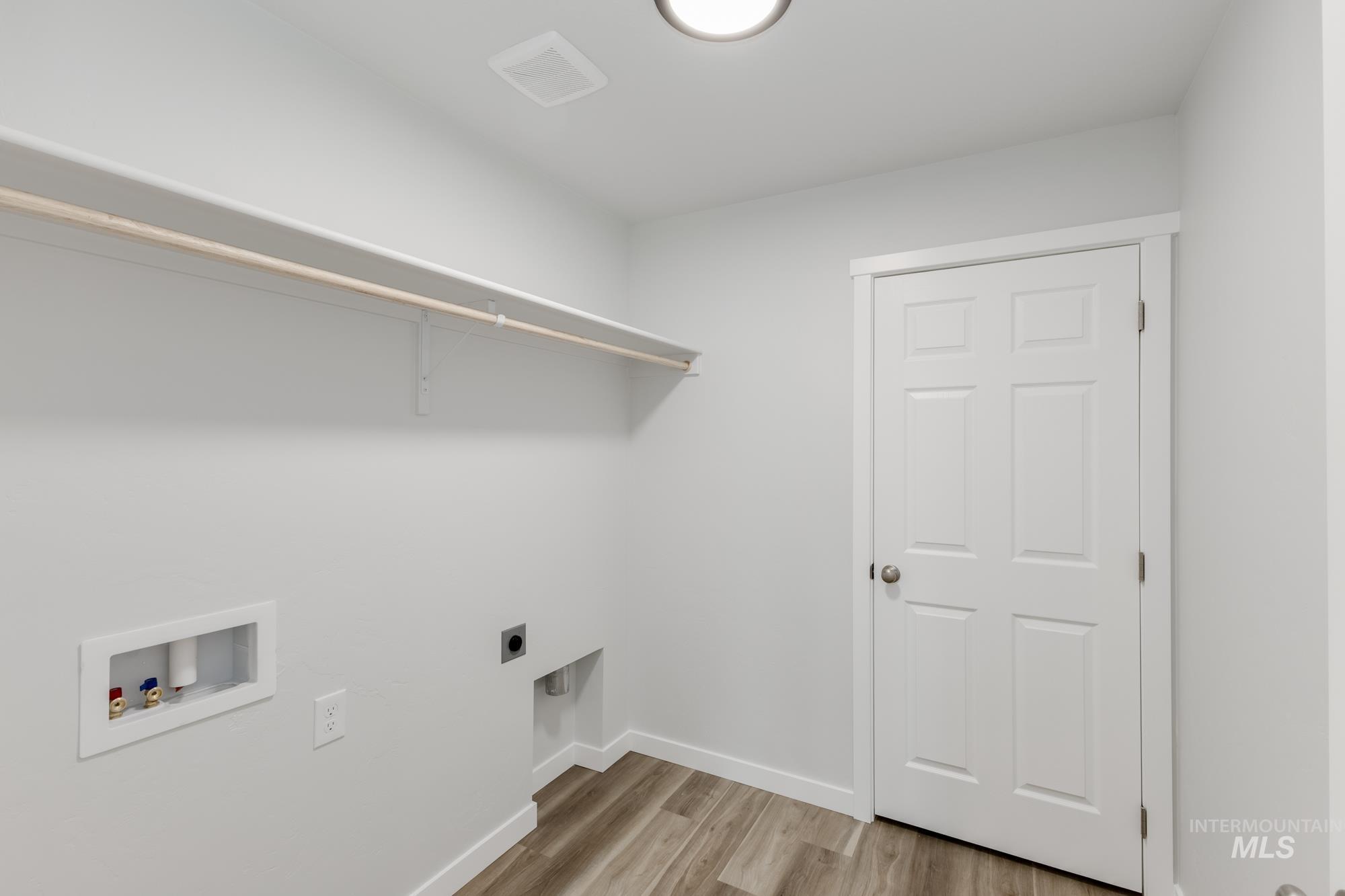 7237 E Shields Dr, Nampa, Idaho 83687, 4 Bedrooms, 2 Bathrooms, Residential For Sale, Price $444,990,MLS 98964006