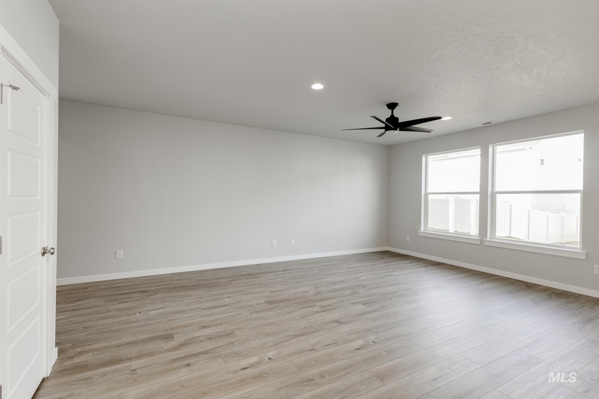 4166 E Kalinga St, Meridian, Idaho 83642, 3 Bedrooms, 2.5 Bathrooms, Residential For Sale, Price $474,990,MLS 98964008