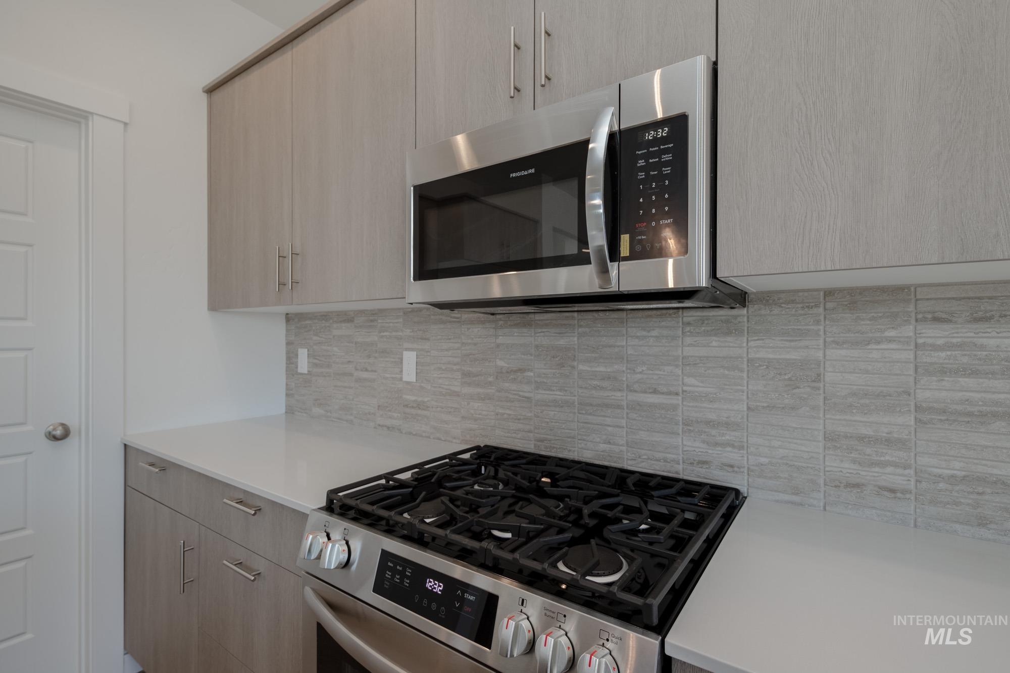 5094 S Amorita Ave, Meridian, Idaho 83642, 3 Bedrooms, 2.5 Bathrooms, Residential For Sale, Price $449,990,MLS 98964009