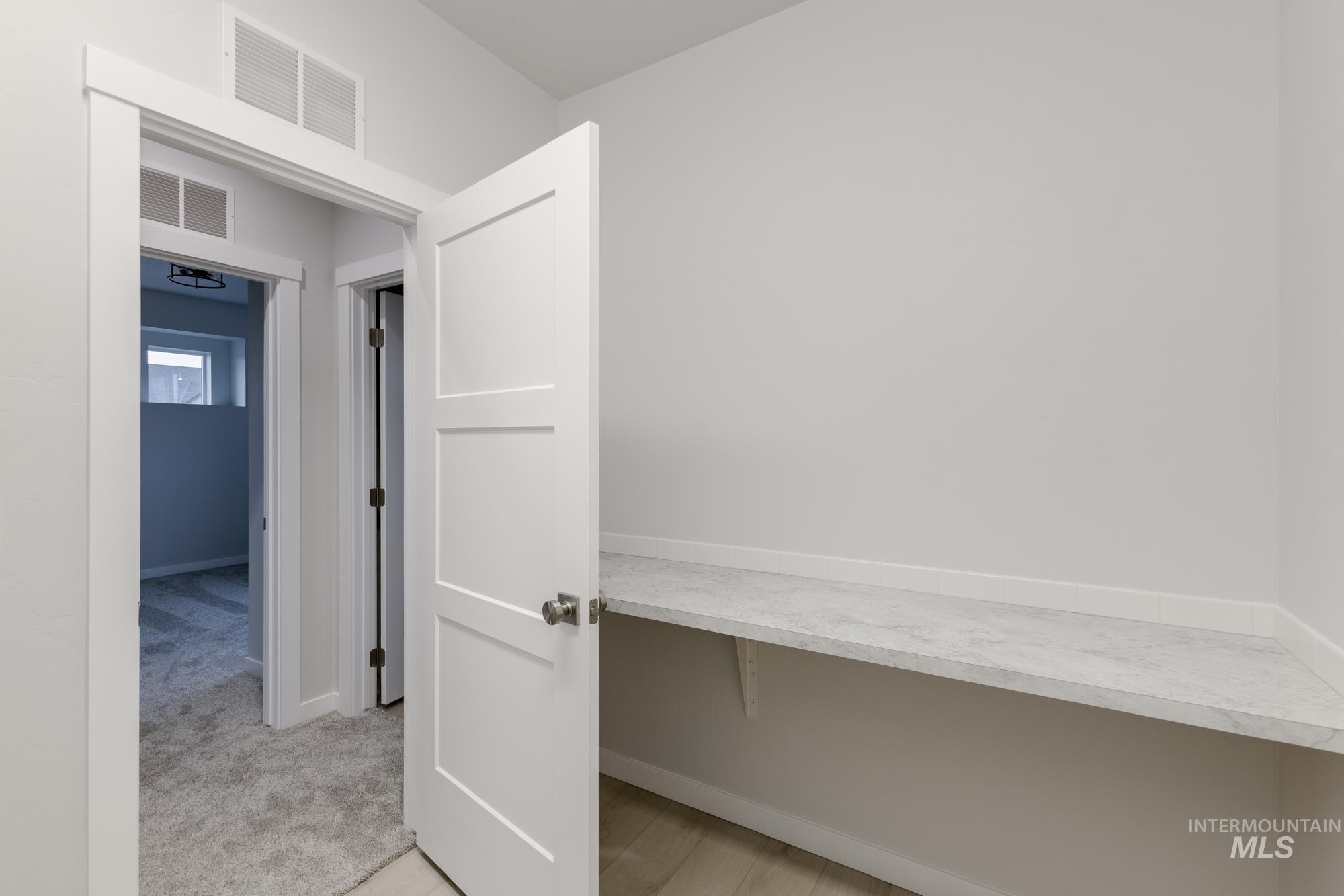 6460 S Sunfish Ave, Boise, Idaho 83709, 4 Bedrooms, 2.5 Bathrooms, Residential For Sale, Price $629,990,MLS 98964012