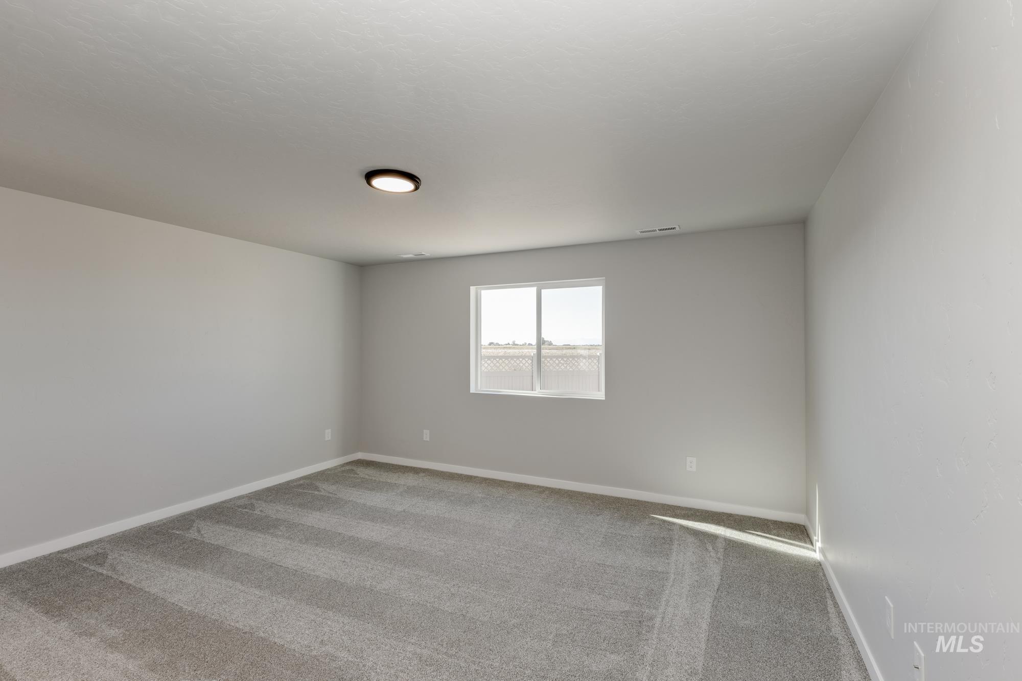 3015 E Boulder Basin Dr, Kuna, Idaho 83634, 4 Bedrooms, 2 Bathrooms, Residential For Sale, Price $449,990,MLS 98964014