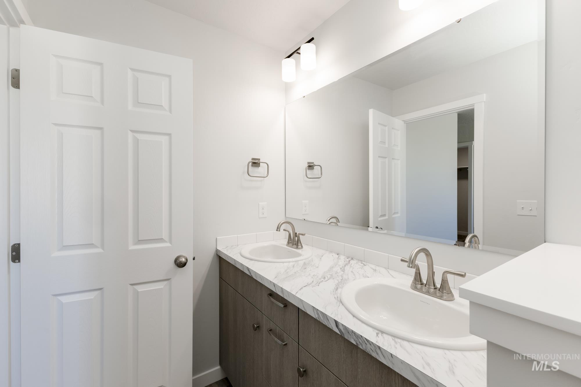 2228 W Penstemon St, Kuna, Idaho 83634, 3 Bedrooms, 2 Bathrooms, Residential For Sale, Price $379,990,MLS 98964015