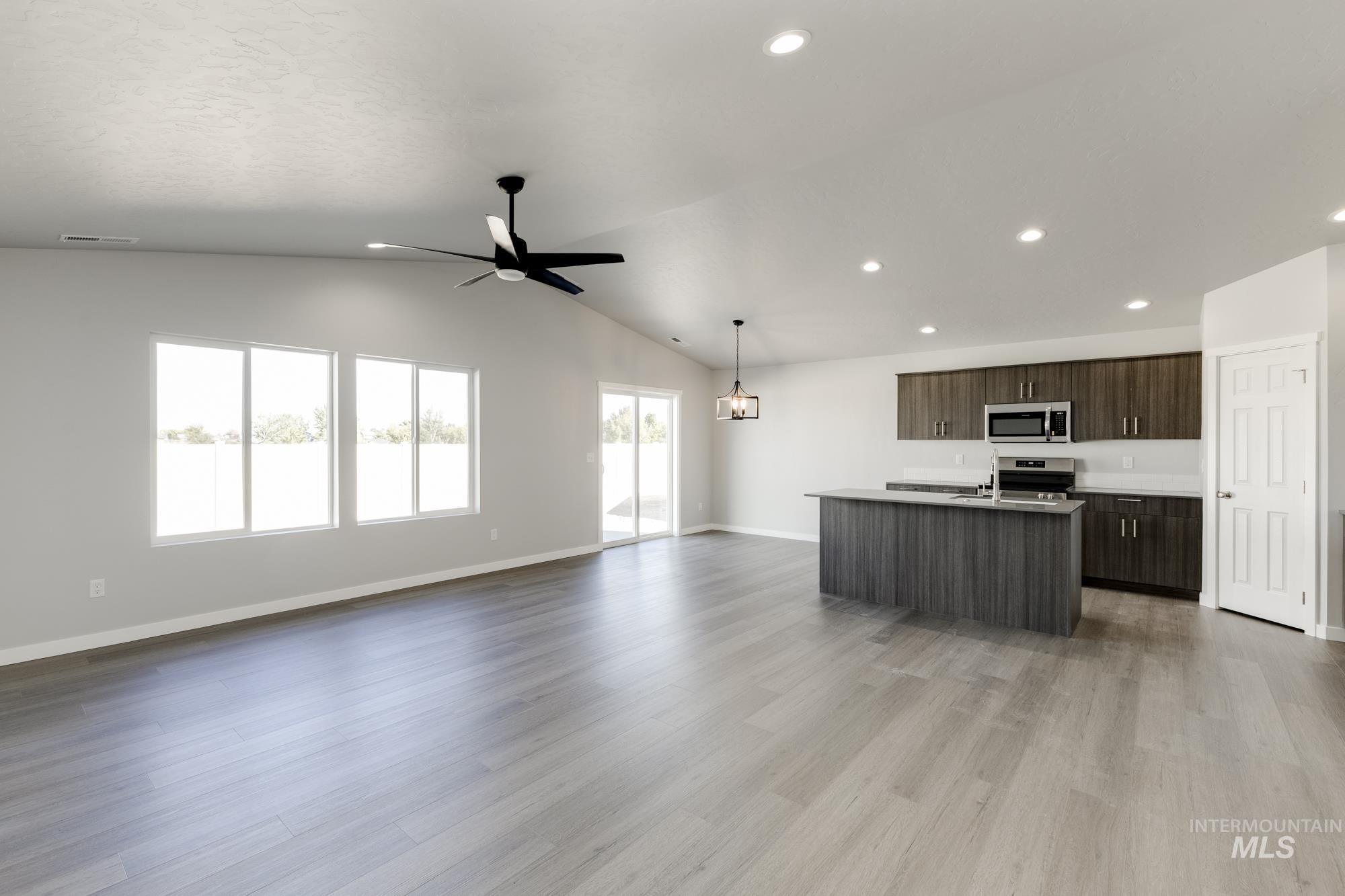 2122 W Penstemon St, Kuna, Idaho 83634, 3 Bedrooms, 2 Bathrooms, Residential For Sale, Price $417,990,MLS 98964016