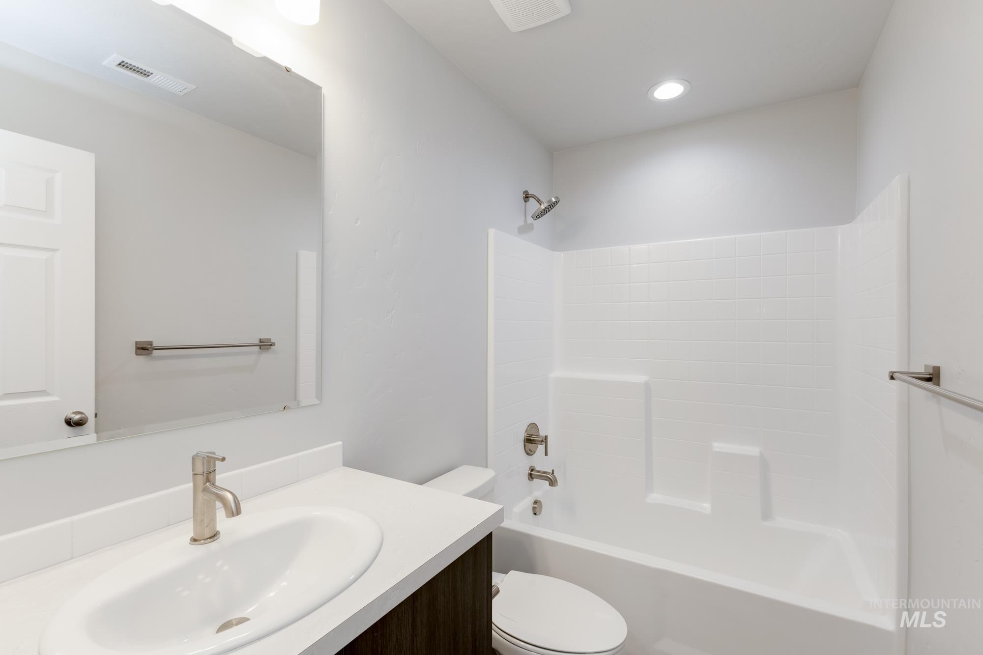 2122 W Penstemon St, Kuna, Idaho 83634, 3 Bedrooms, 2 Bathrooms, Residential For Sale, Price $417,990,MLS 98964016