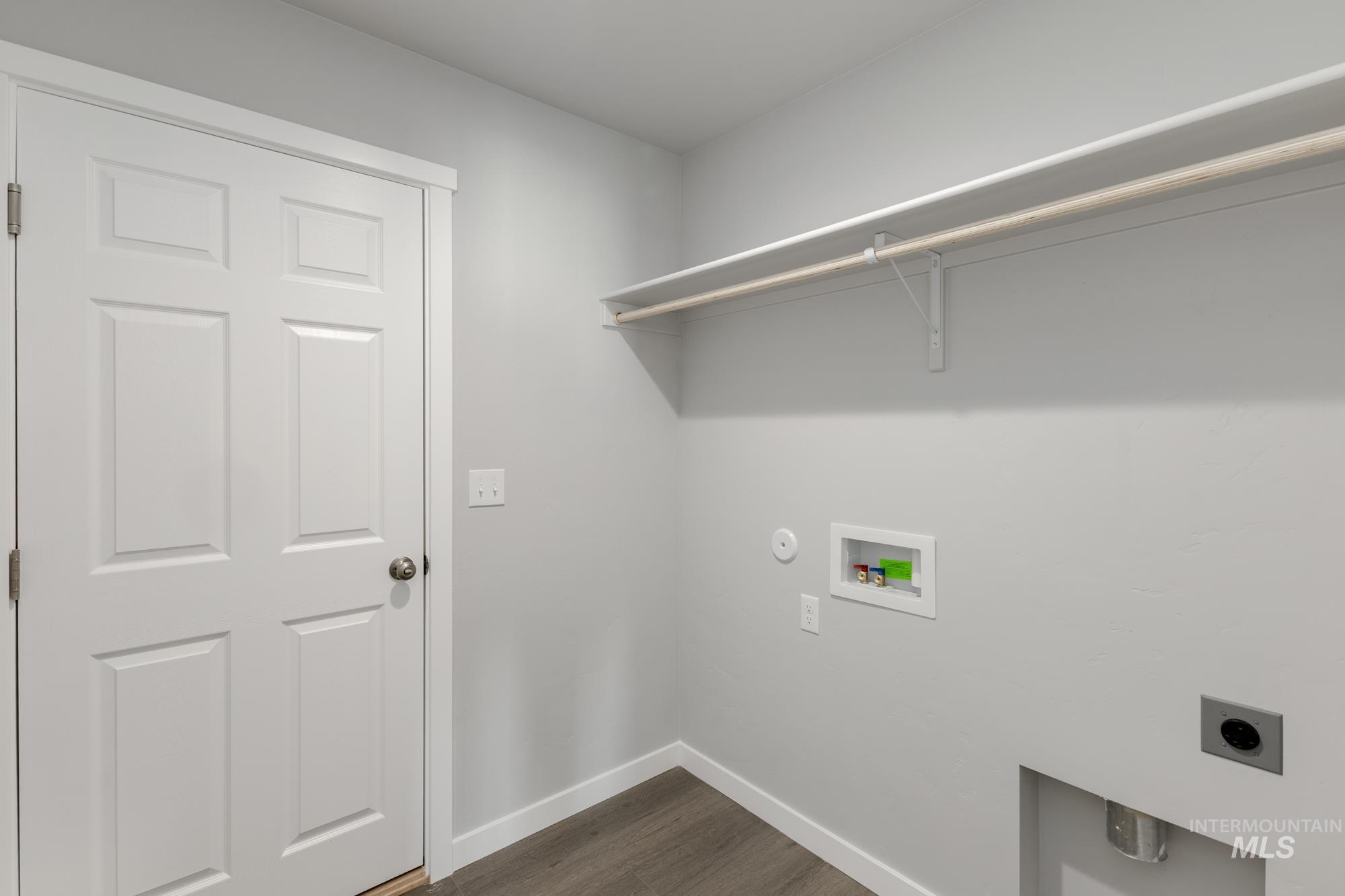 2122 W Penstemon St, Kuna, Idaho 83634, 3 Bedrooms, 2 Bathrooms, Residential For Sale, Price $417,990,MLS 98964016