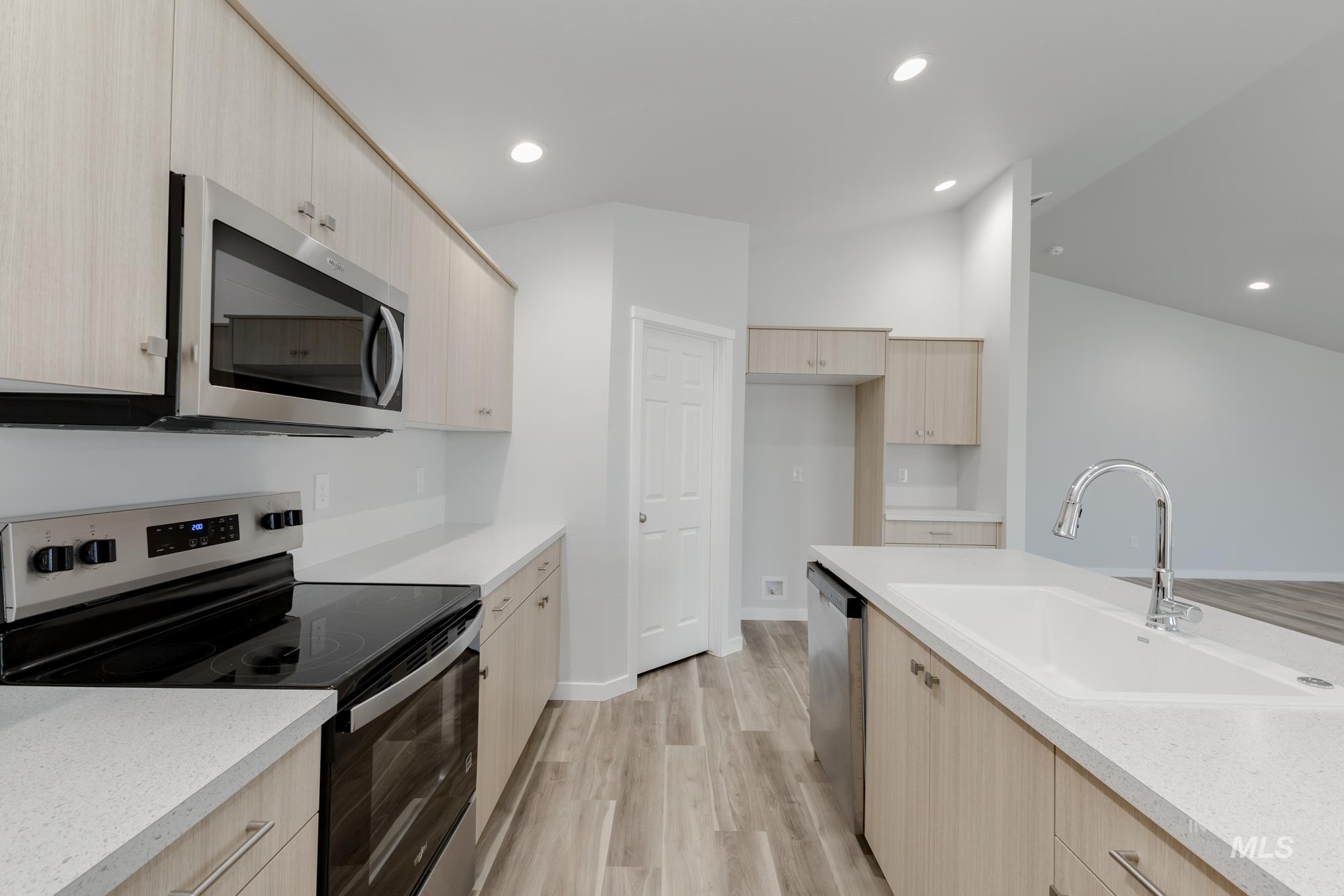 16309 Fill Ave, Caldwell, Idaho 83607, 4 Bedrooms, 2 Bathrooms, Residential For Sale, Price $429,990,MLS 98964025