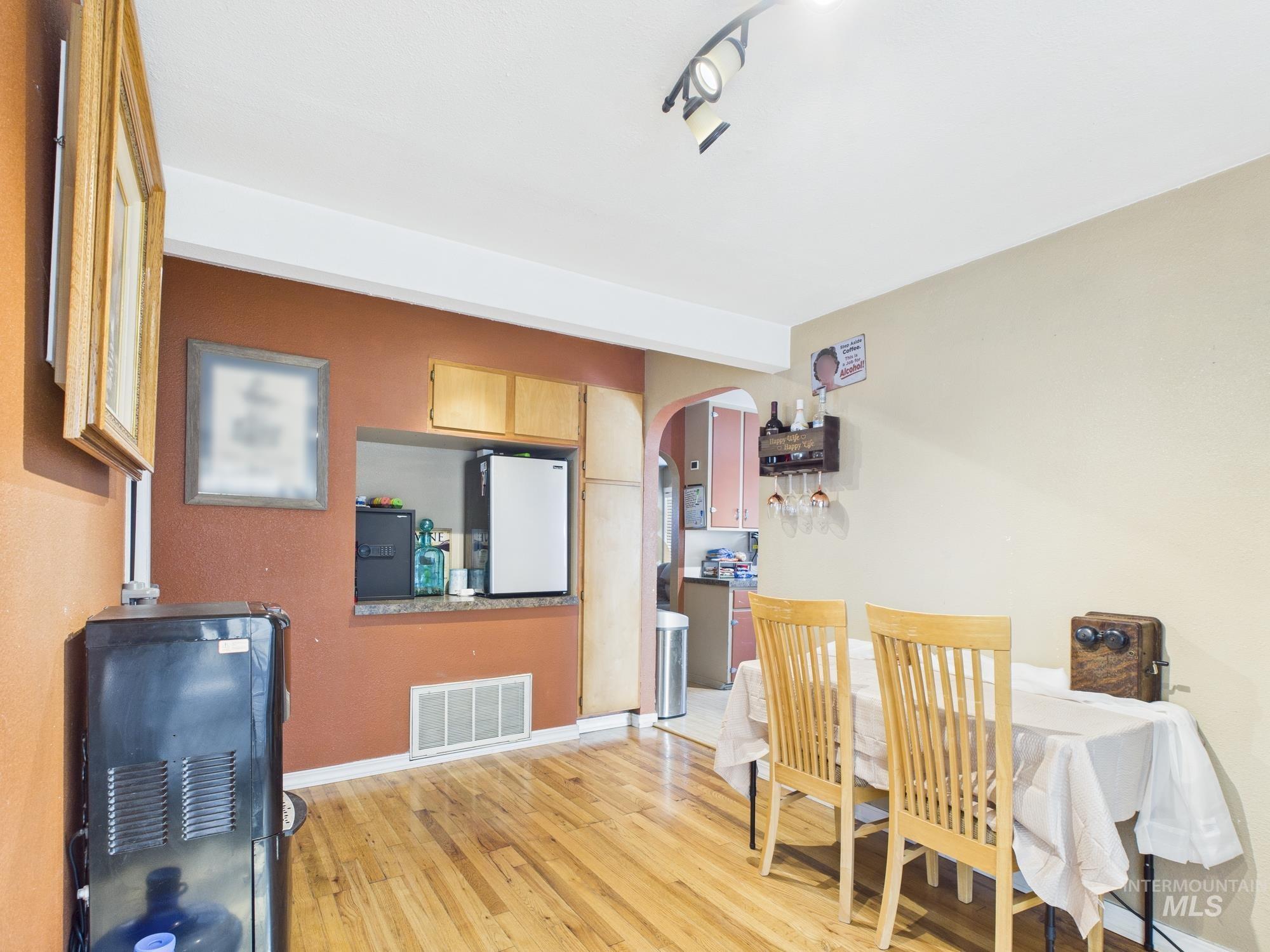 1220 Burrell Ave., Lewiston, Idaho 83501, 2 Bedrooms, 1 Bathroom, Residential For Sale, Price $280,000,MLS 98964044