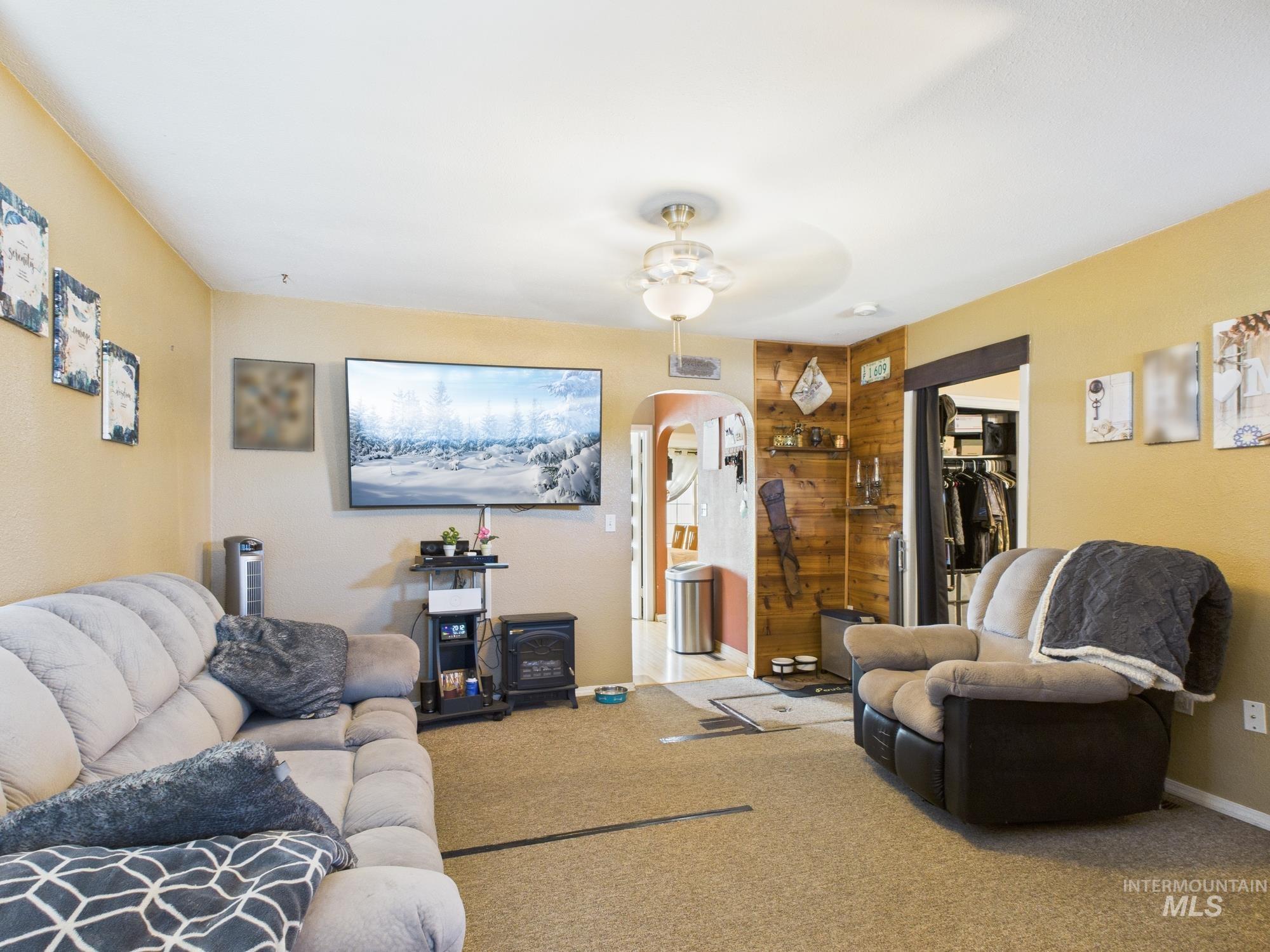 1220 Burrell Ave., Lewiston, Idaho 83501, 2 Bedrooms, 1 Bathroom, Residential For Sale, Price $280,000,MLS 98964044