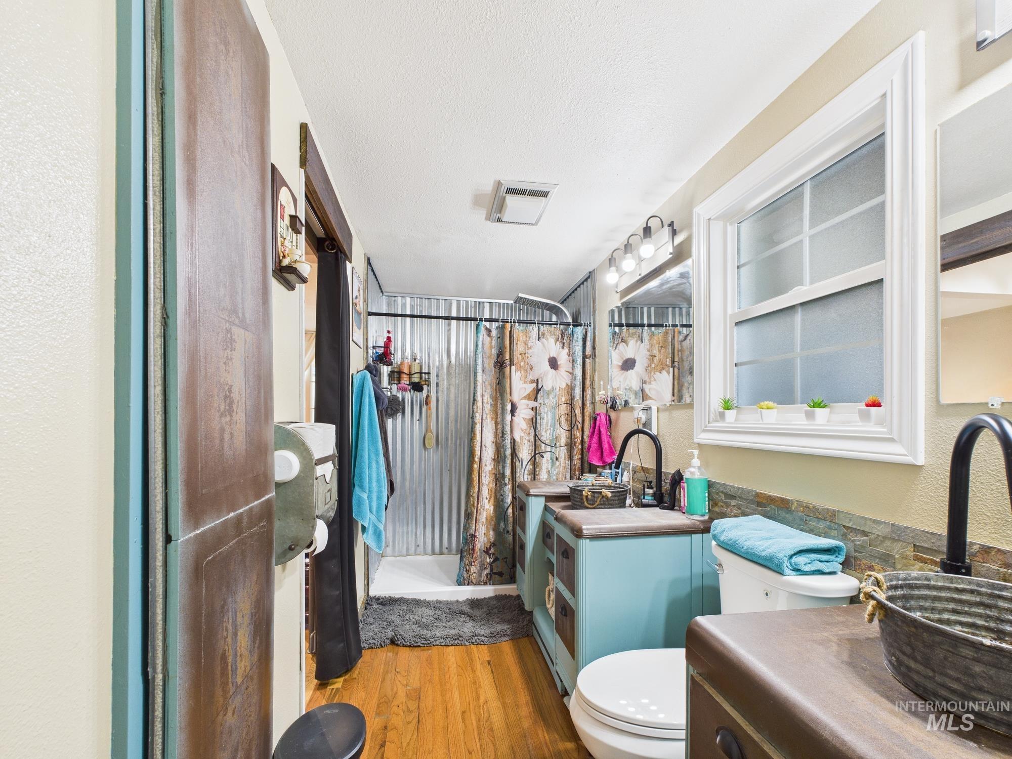 1220 Burrell Ave., Lewiston, Idaho 83501, 2 Bedrooms, 1 Bathroom, Residential For Sale, Price $280,000,MLS 98964044